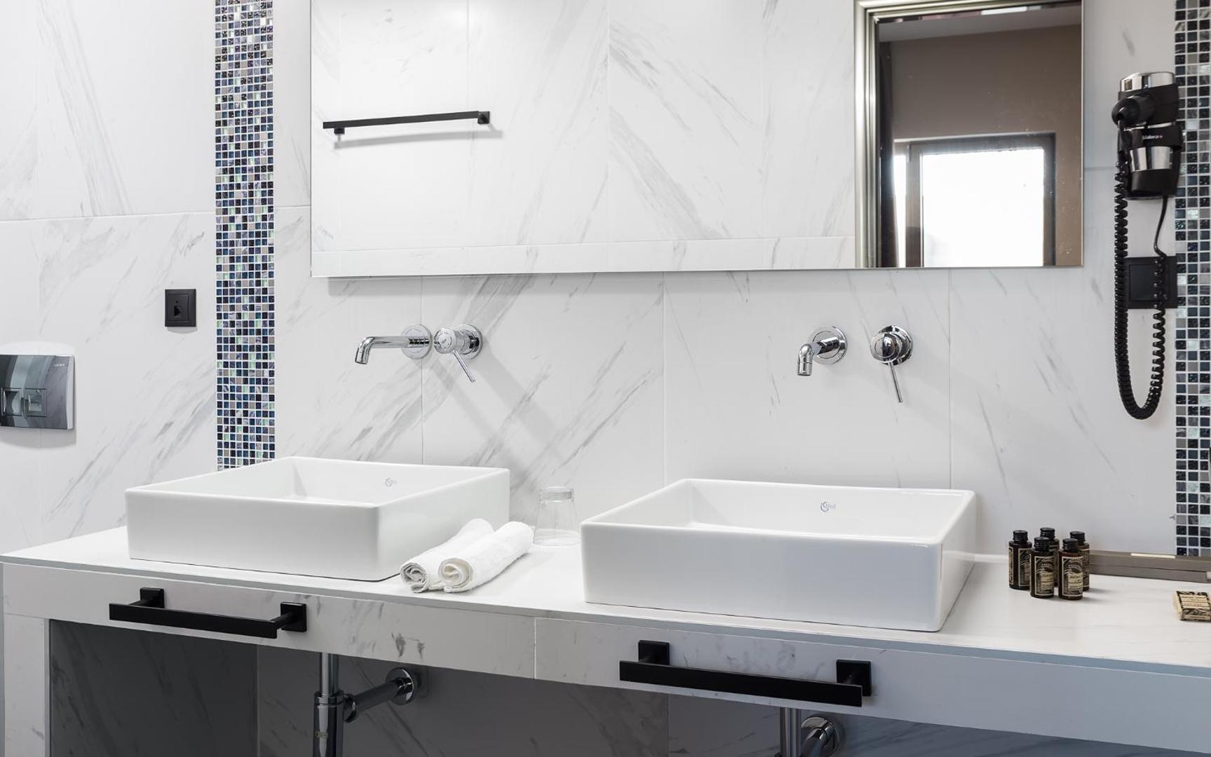 360 Degrees Pop Art Hotel