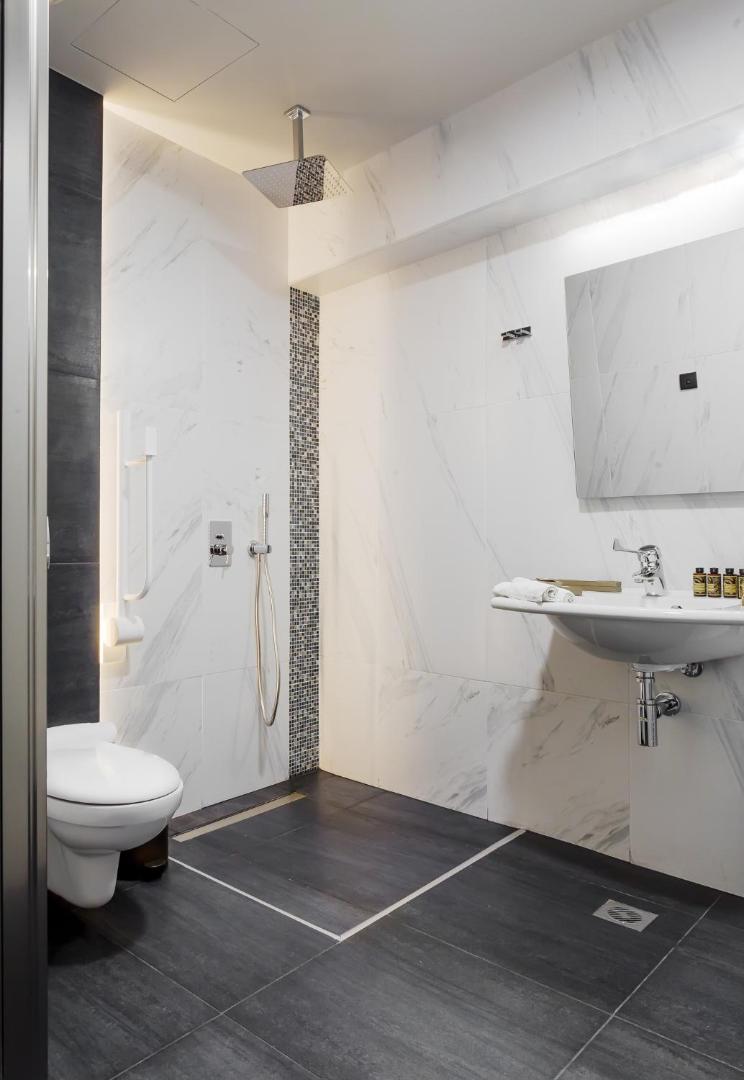 360 Degrees Pop Art Hotel