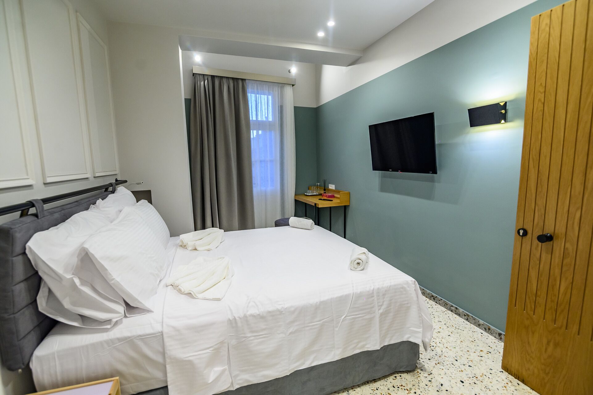 A-13 Belle Athenes - Luxury Rooms at Monastiraki Railway Station