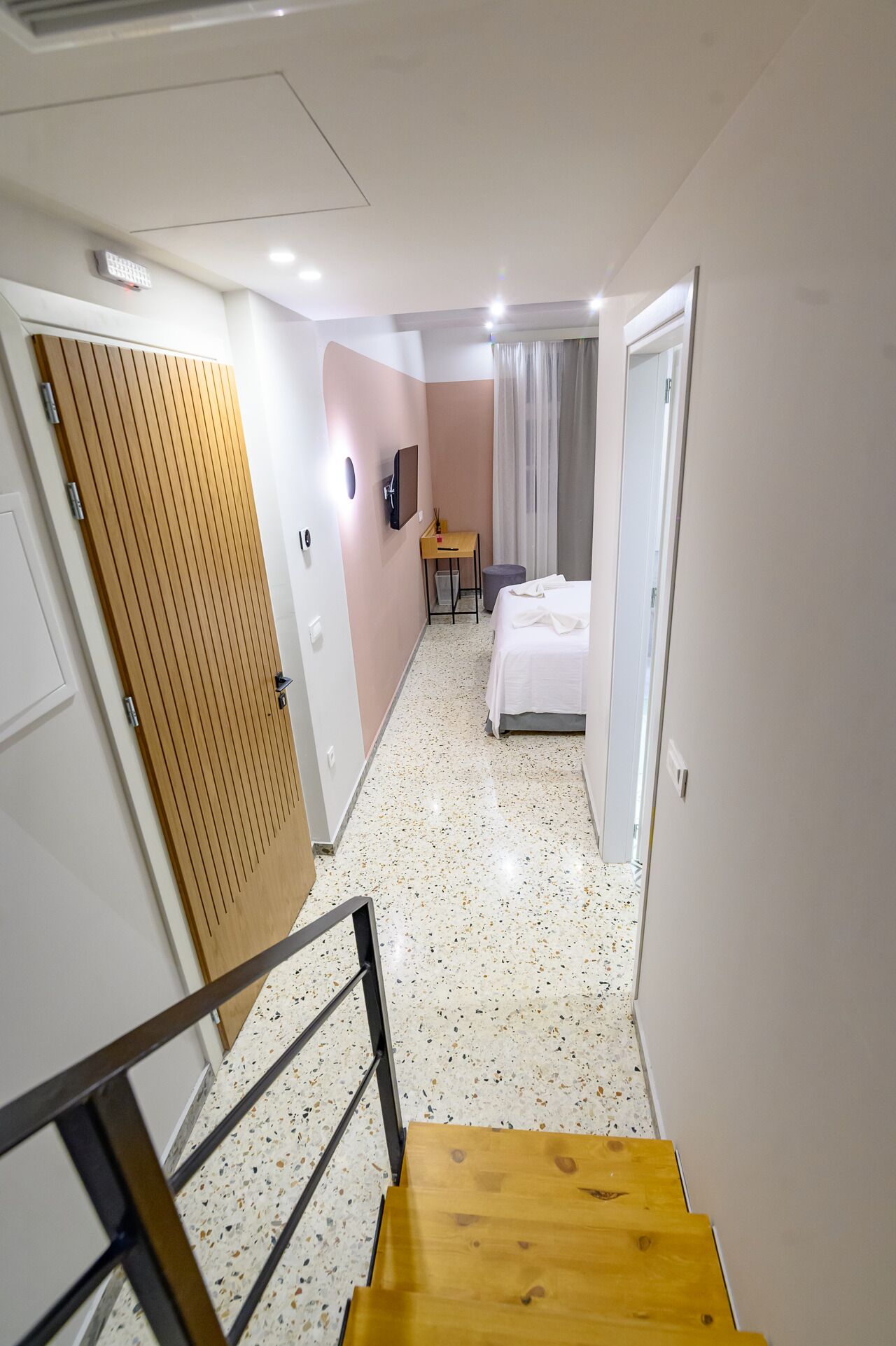 A-13 Belle Athenes - Luxury Rooms at Monastiraki Railway Station