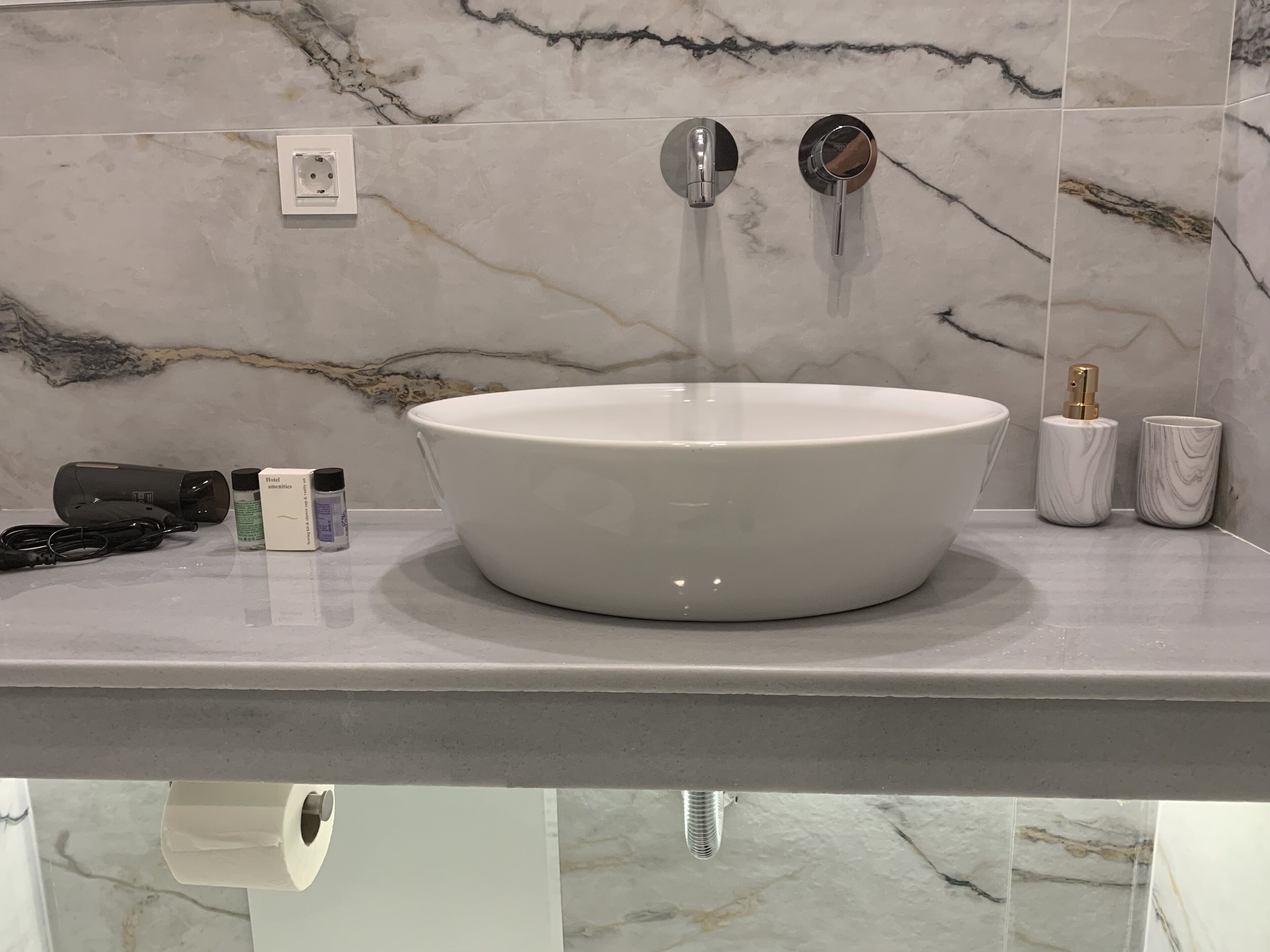 A-13 Belle Athenes - Luxury Rooms at Monastiraki Railway Station