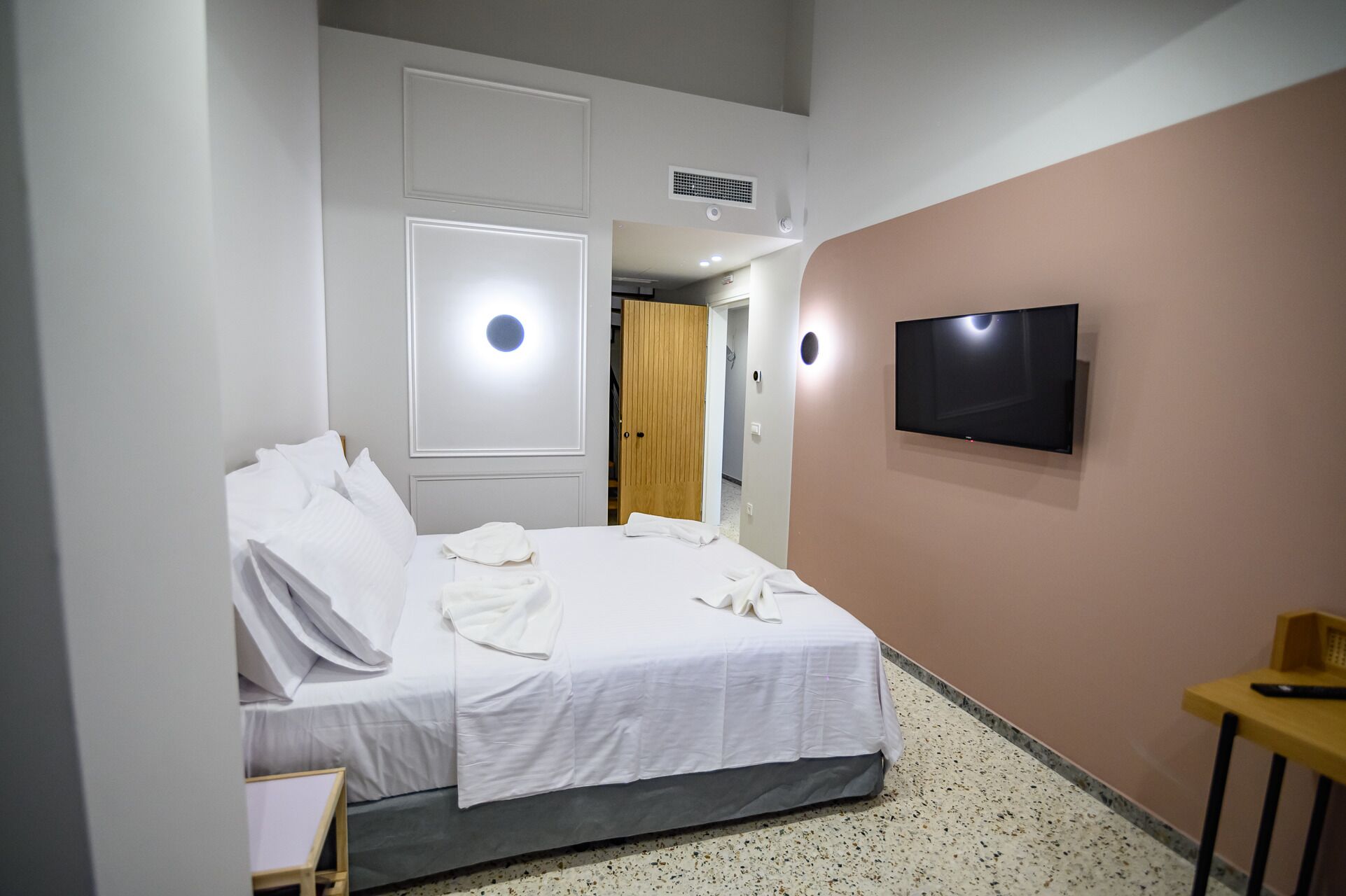A-13 Belle Athenes - Luxury Rooms at Monastiraki Railway Station