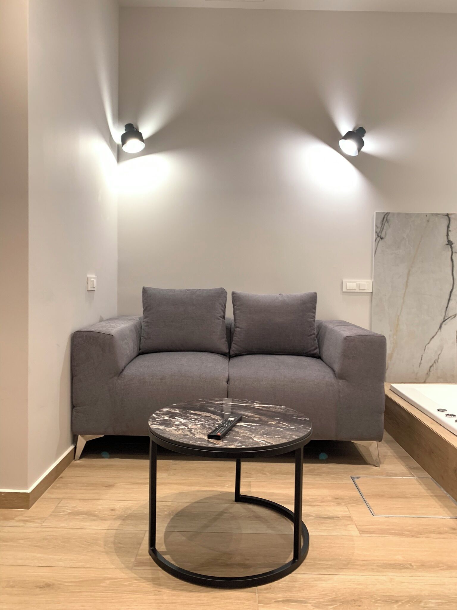 A-13 Belle Athenes - Luxury Rooms at Monastiraki Railway Station