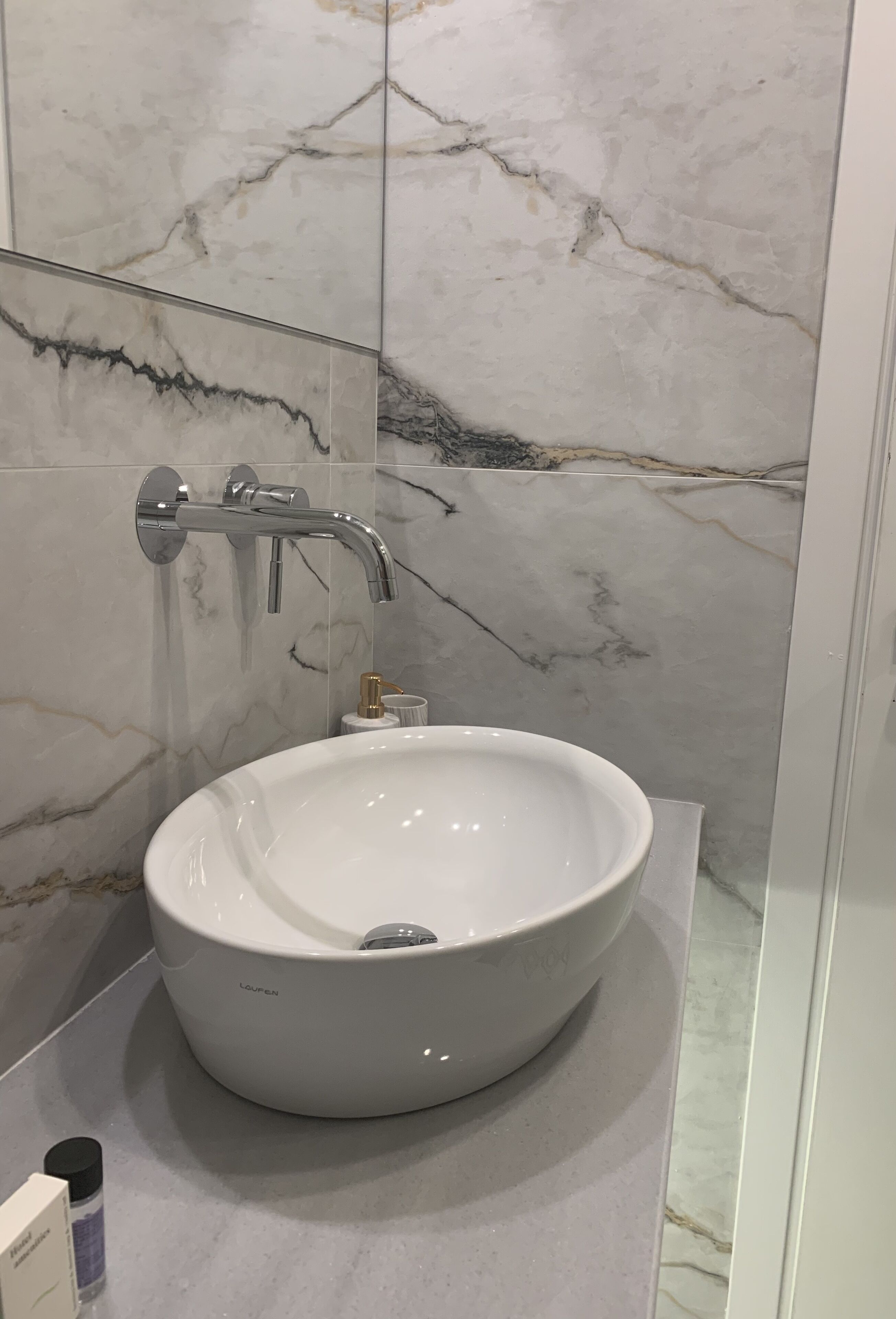 A-13 Belle Athenes - Luxury Rooms at Monastiraki Railway Station