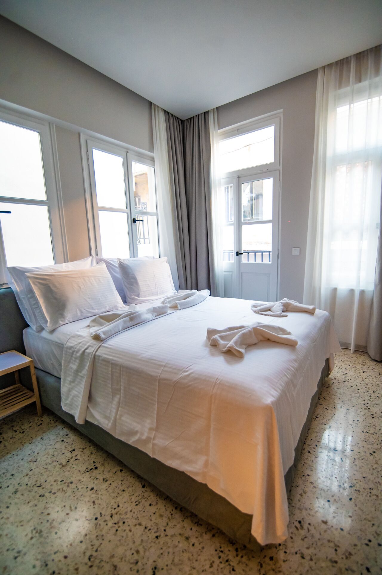 A-13 Belle Athenes - Luxury Rooms at Monastiraki Railway Station