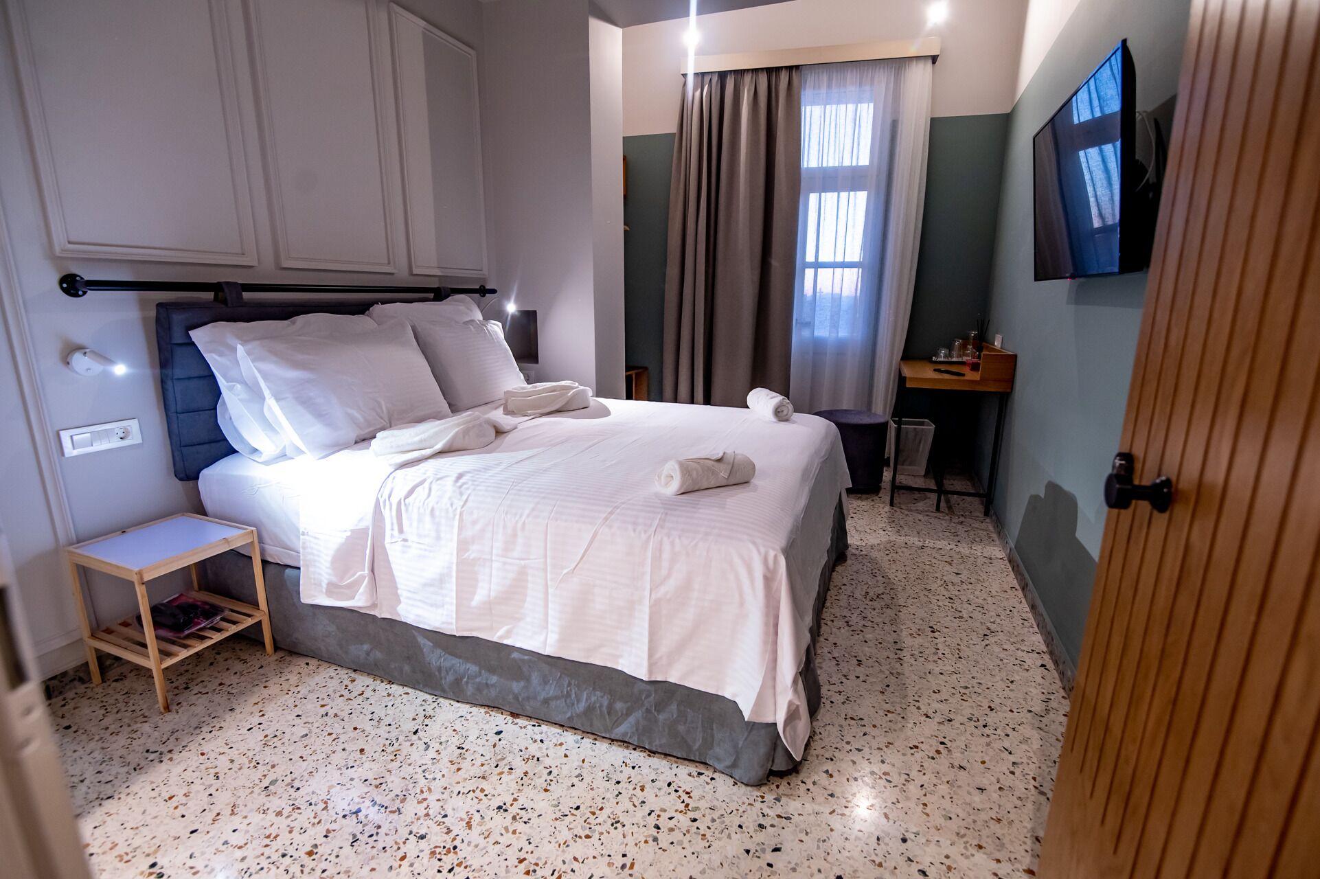 A-13 Belle Athenes - Luxury Rooms at Monastiraki Railway Station