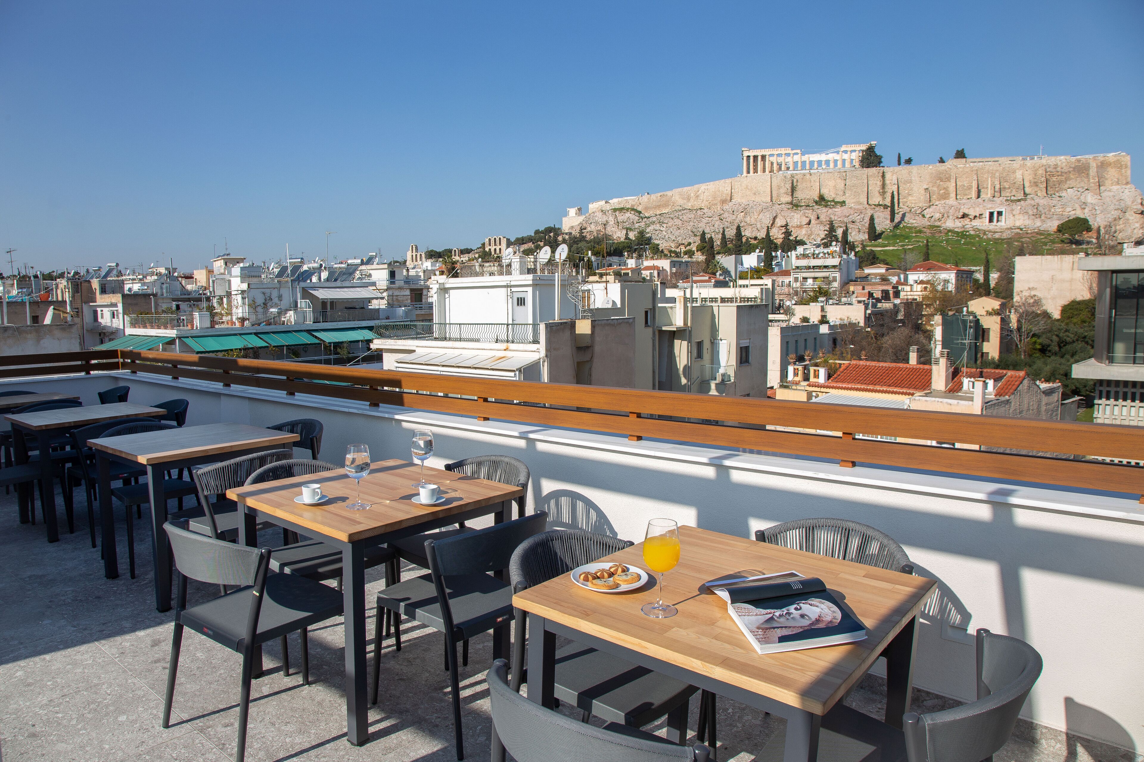 Acropolis Golden Suites by GHH