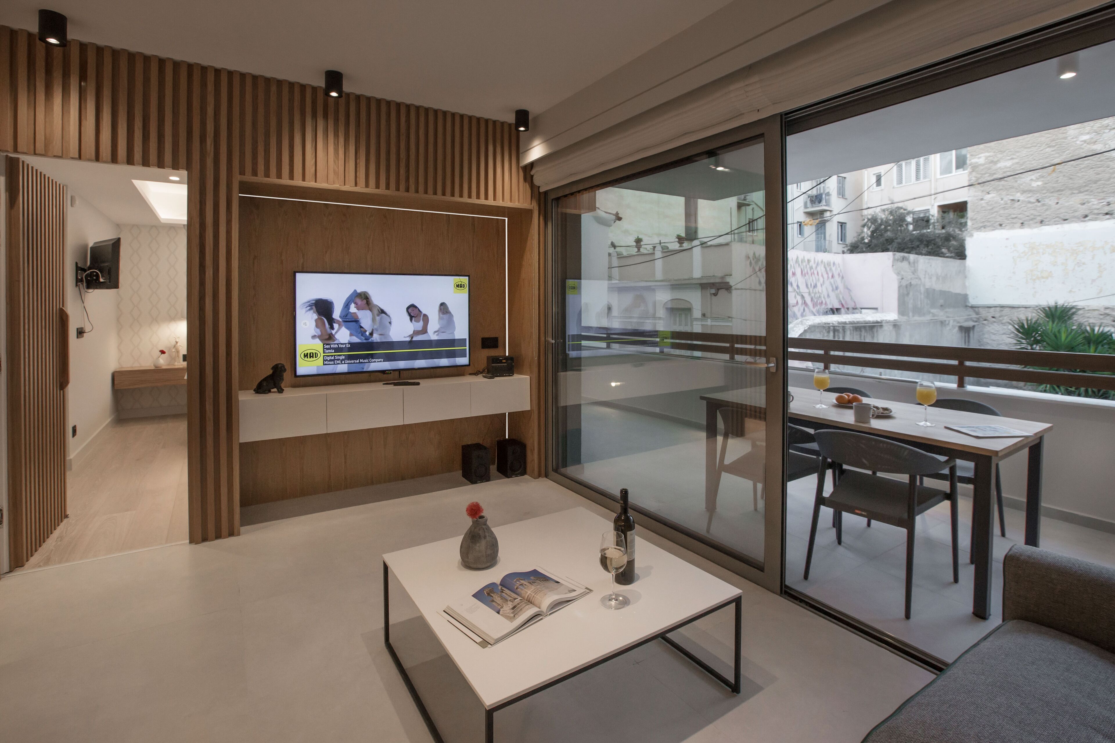 Acropolis Golden Suites by GHH