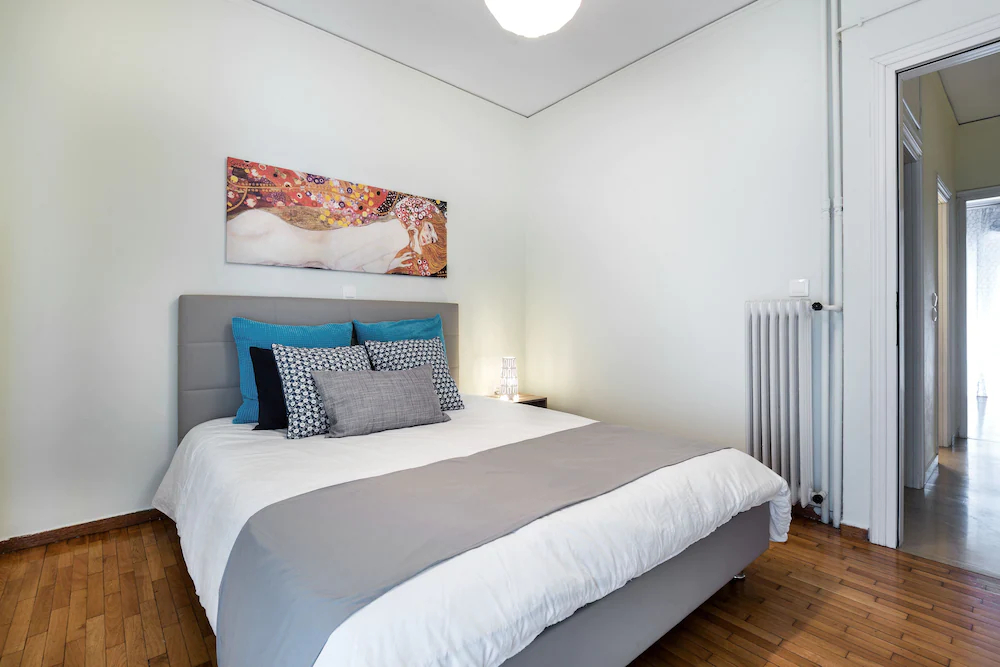 Acropolis Suites & Apartments