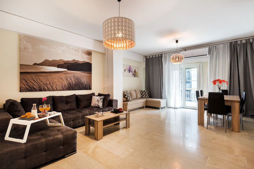 Acropolis Suites & Apartments