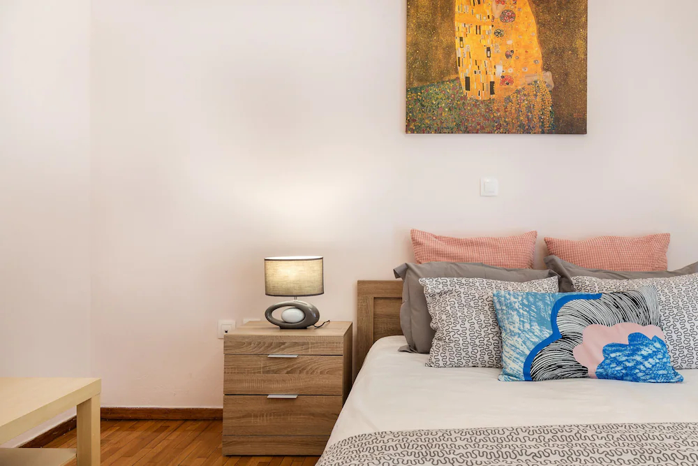 Acropolis Suites & Apartments
