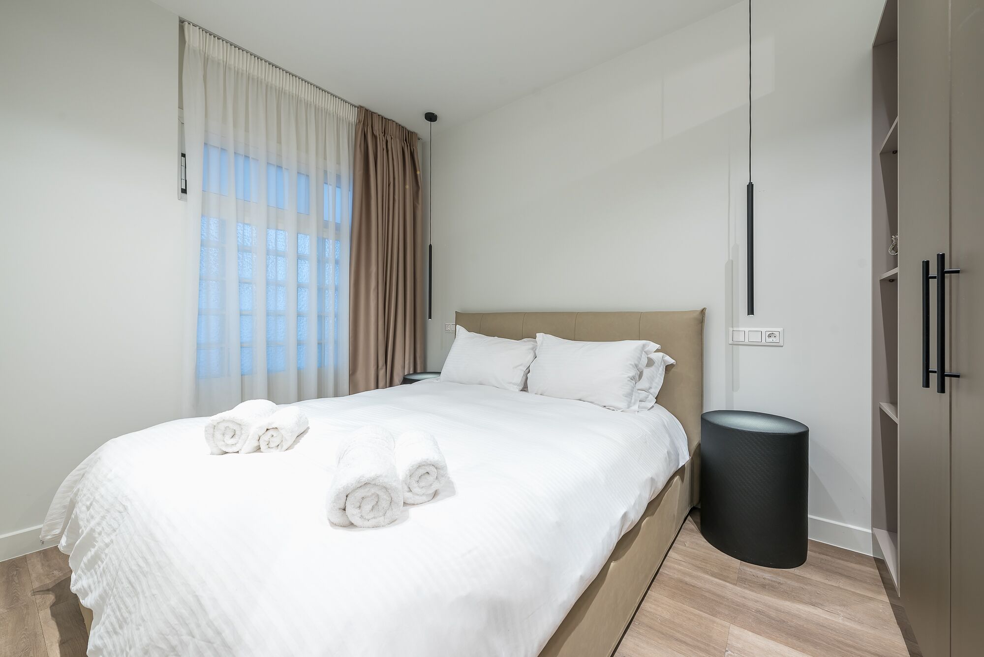 Aeiphoria Suites & Rooms