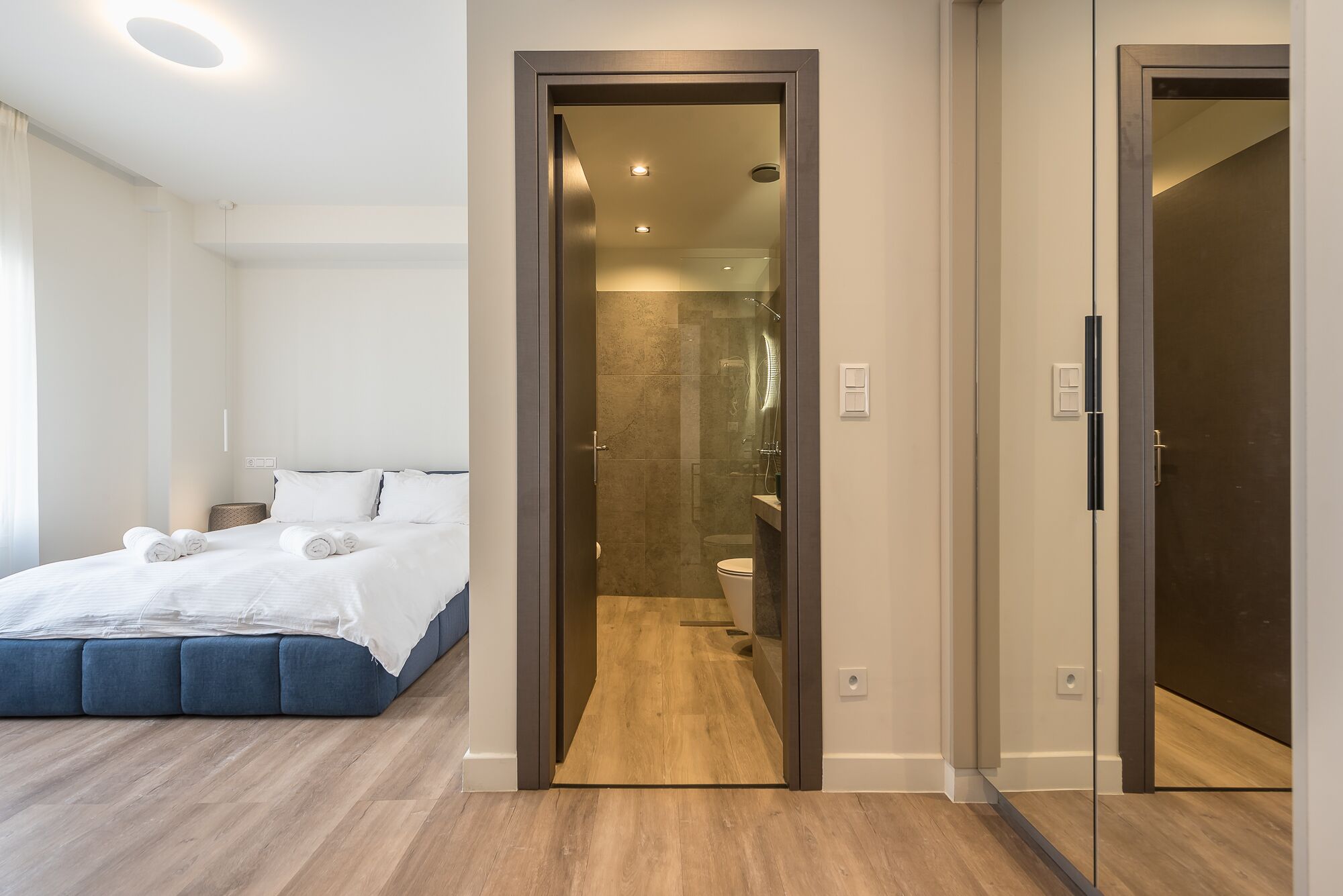 Aeiphoria Suites & Rooms