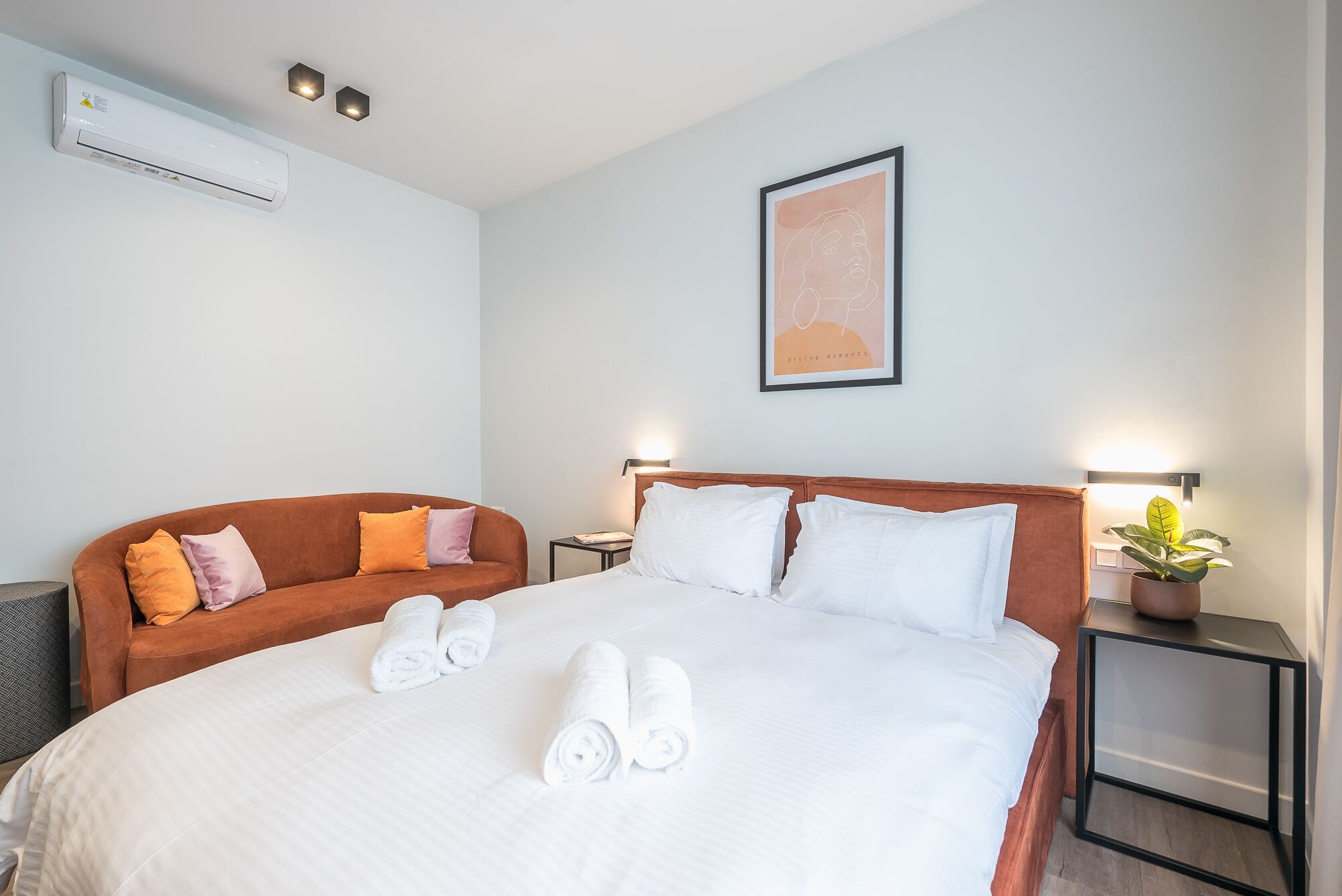 Aeiphoria Suites & Rooms