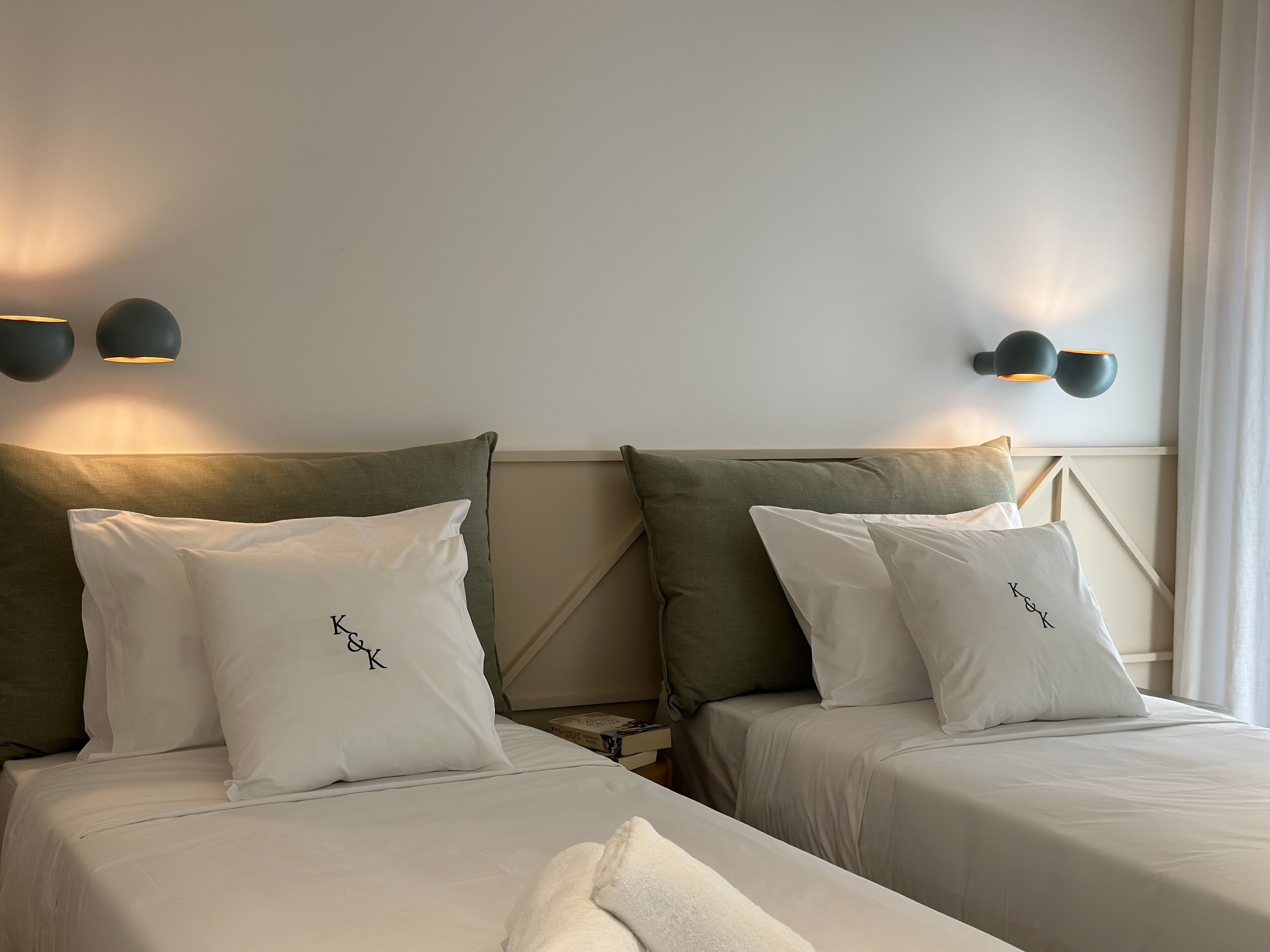 Aionion Residences by K&K
