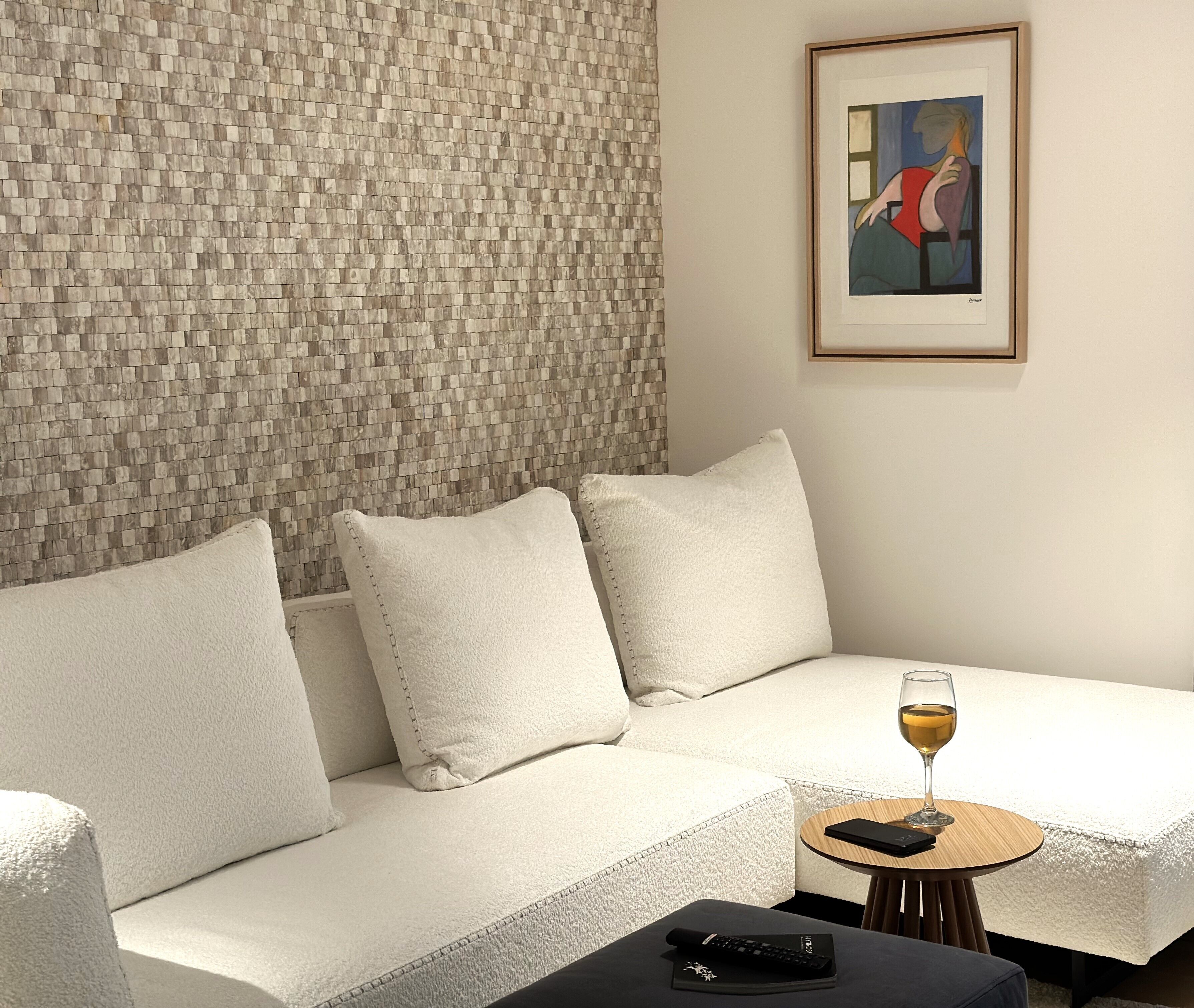 Aionion Residences by K&K