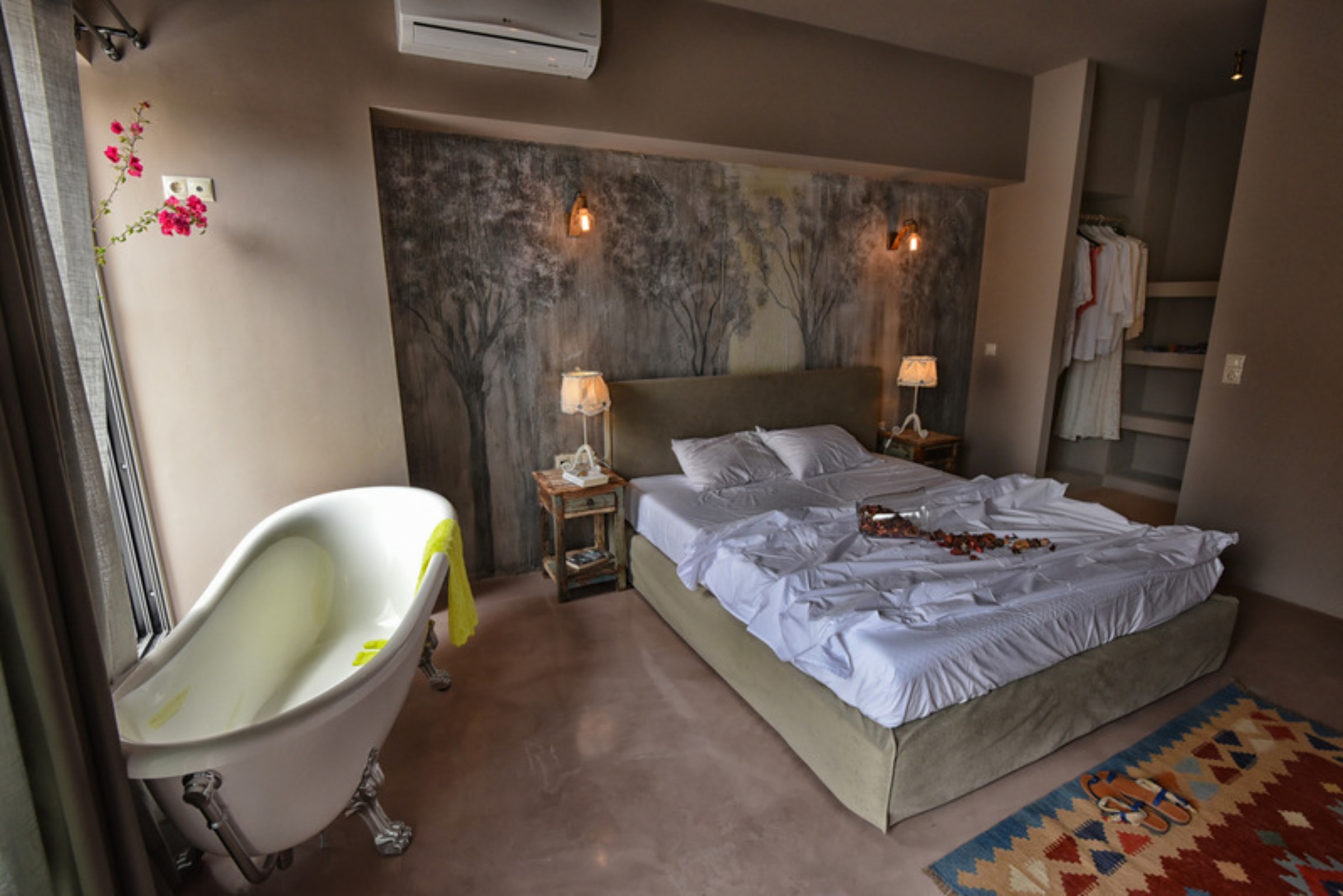 iFeel Athens