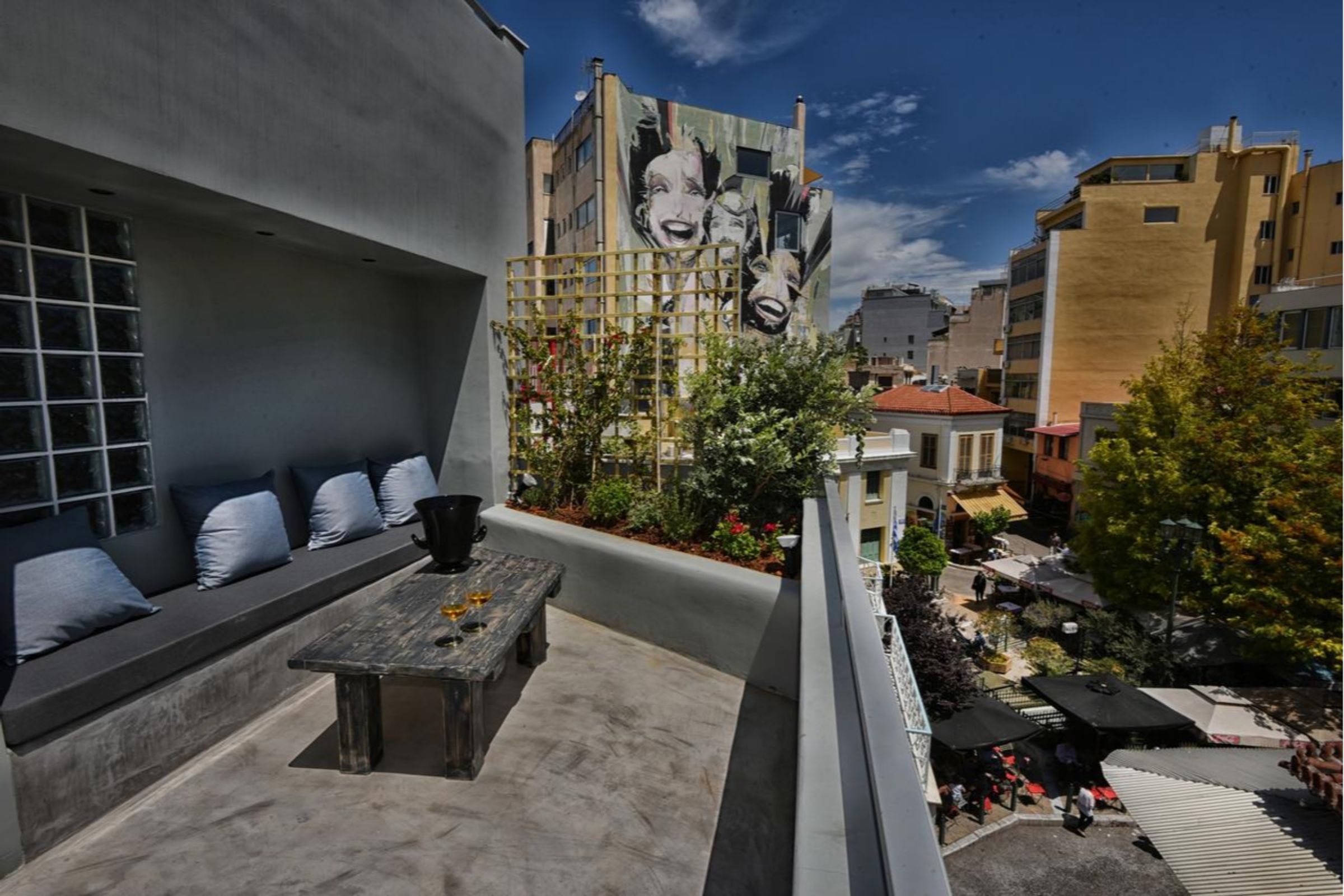 iFeel Athens