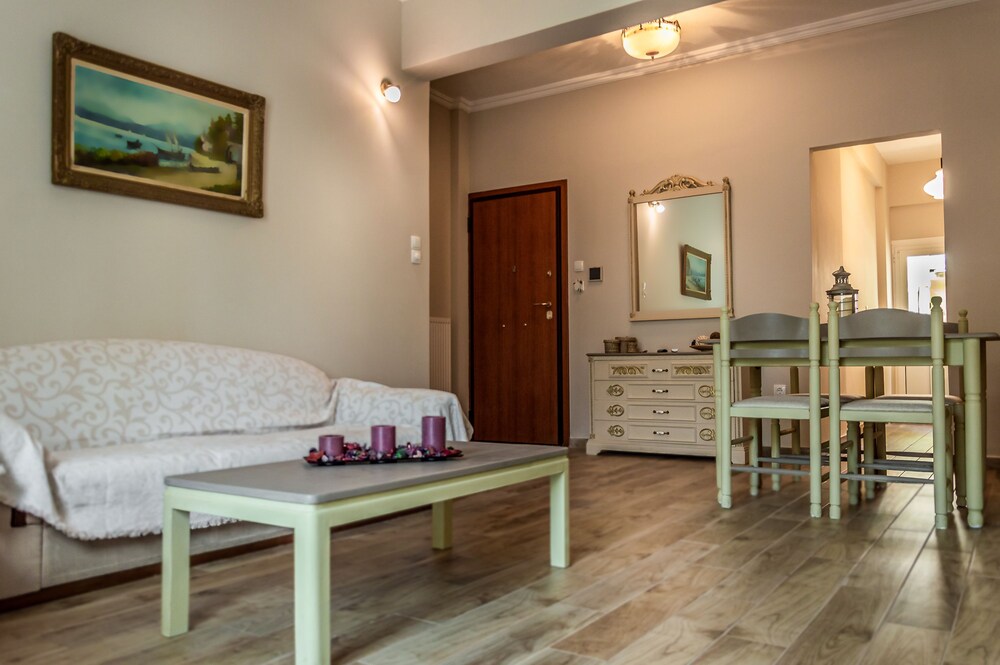 Artemis Home