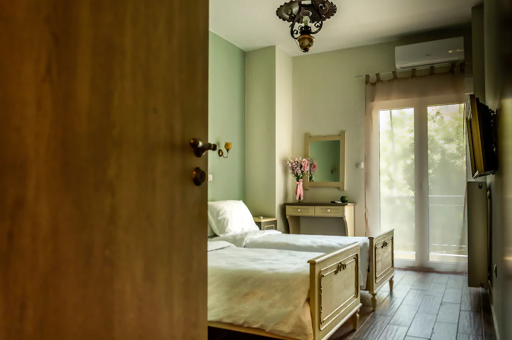 Artemis Home