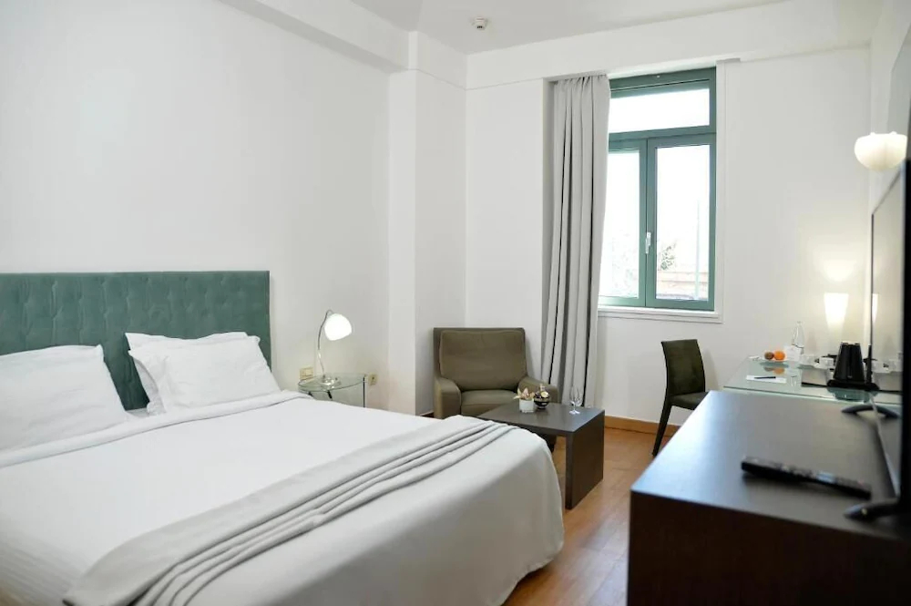 Athenaeum Eridanus Luxury Hotel