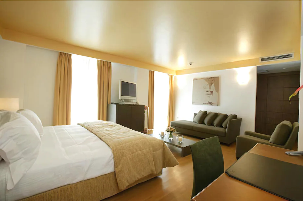 Athenaeum Eridanus Luxury Hotel