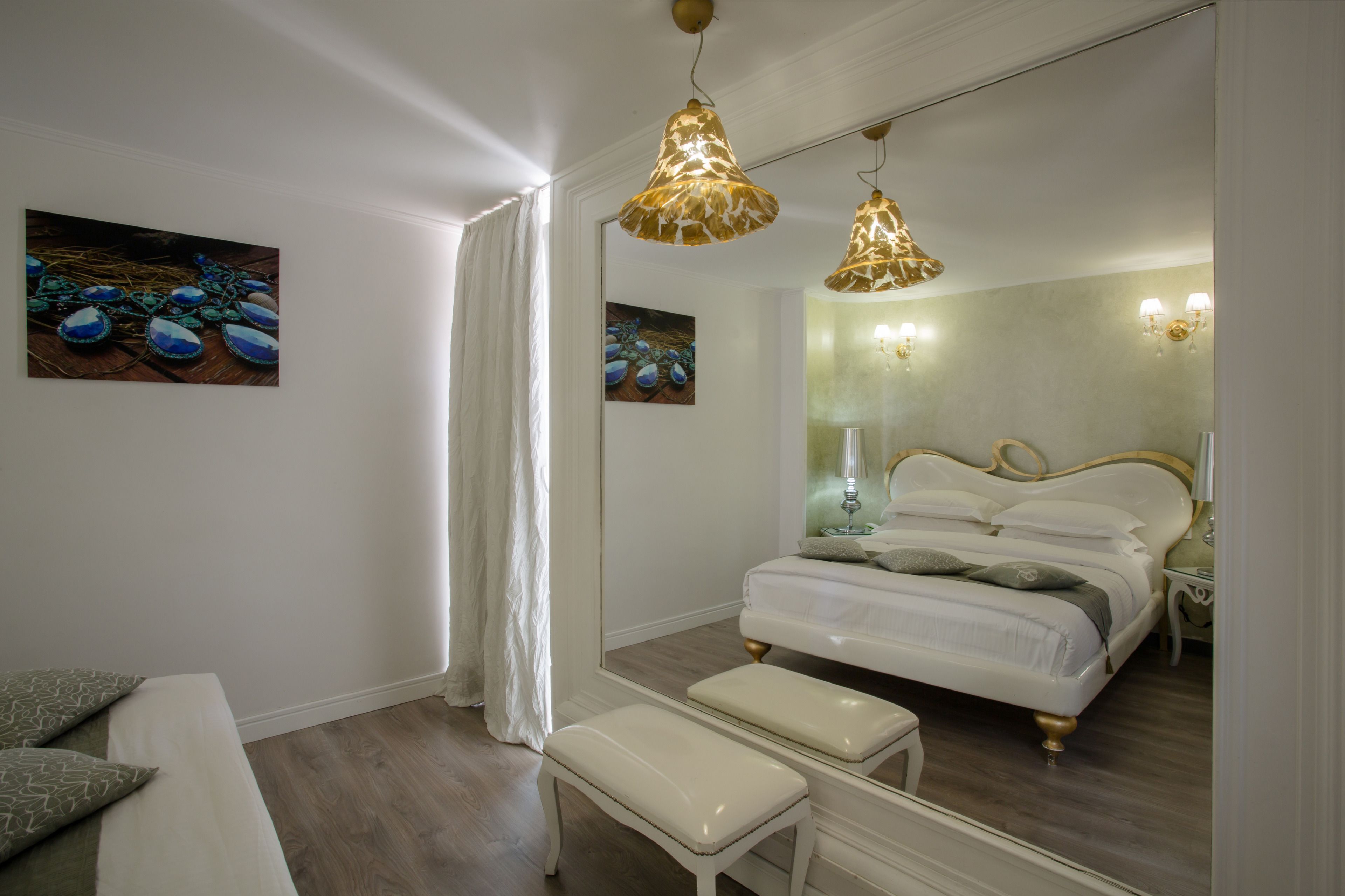 Astikon House