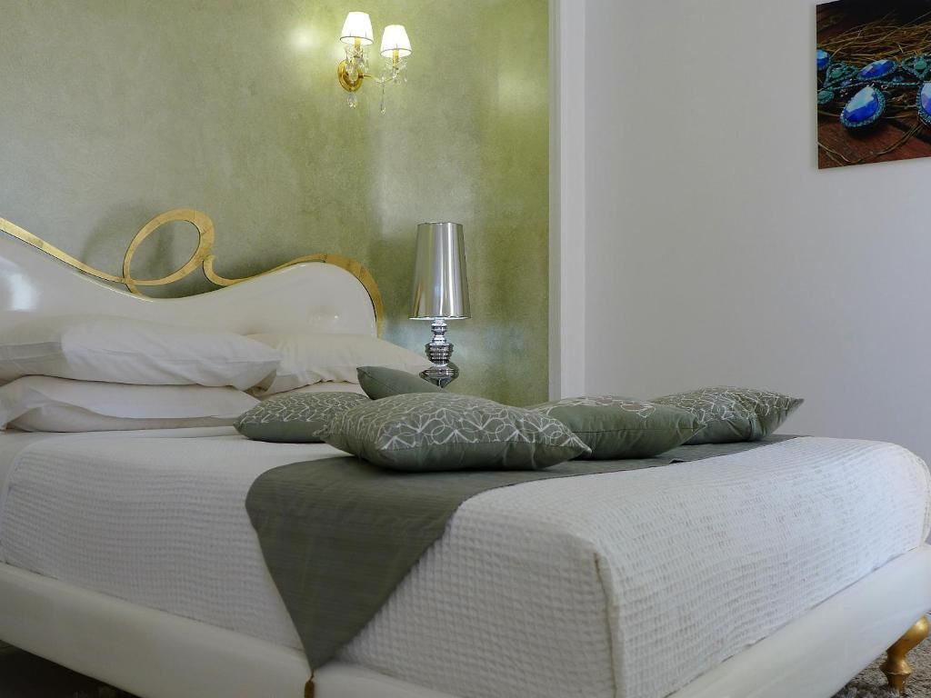 Astikon House