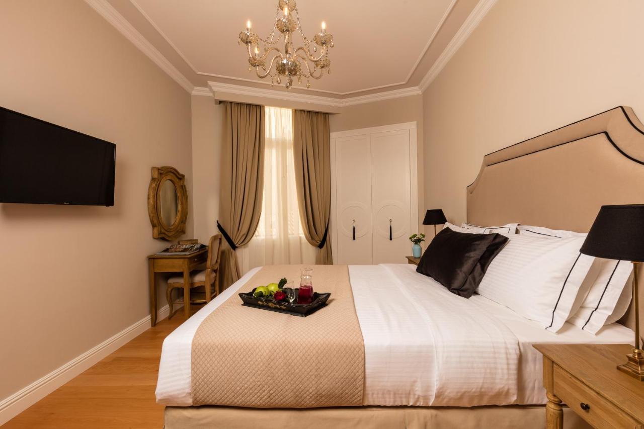 Athens Mansion Luxury Suites