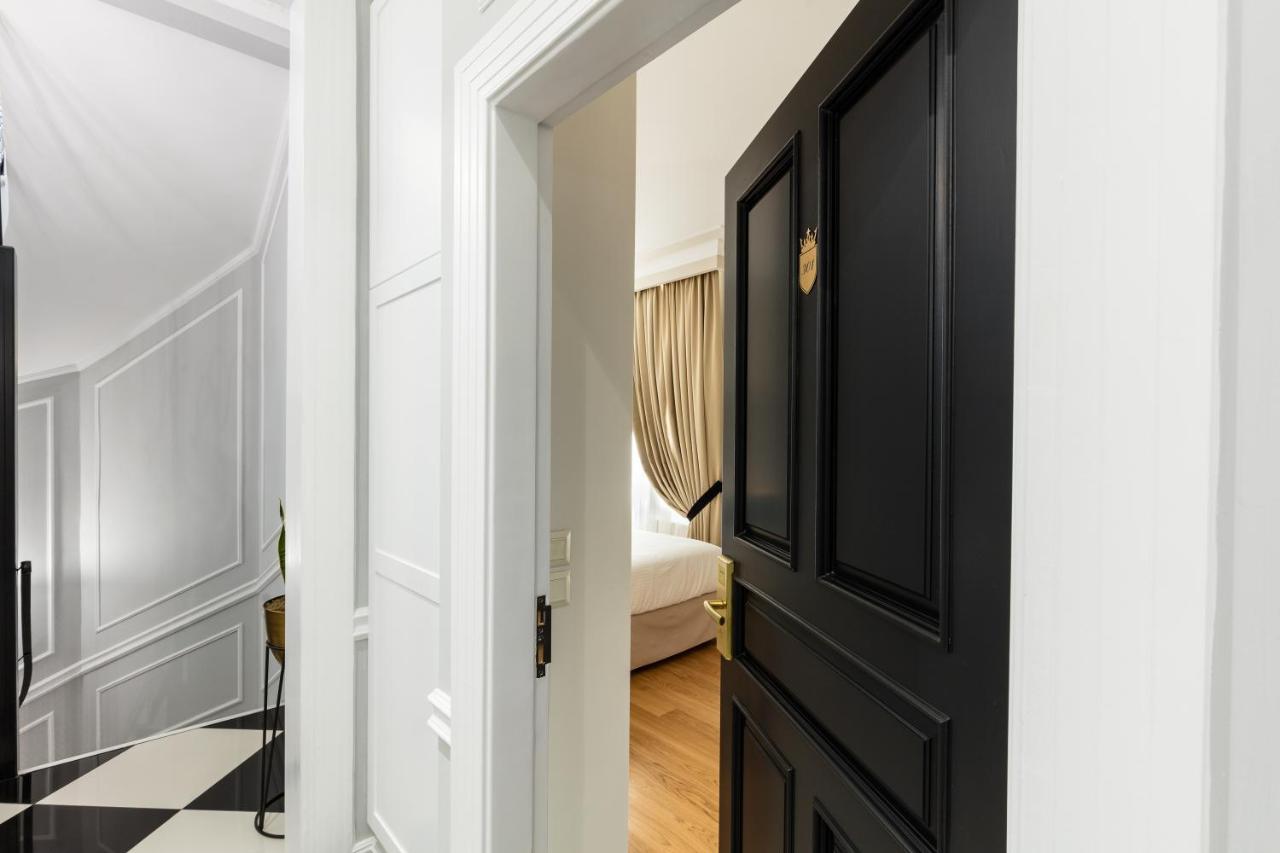 Athens Mansion Luxury Suites