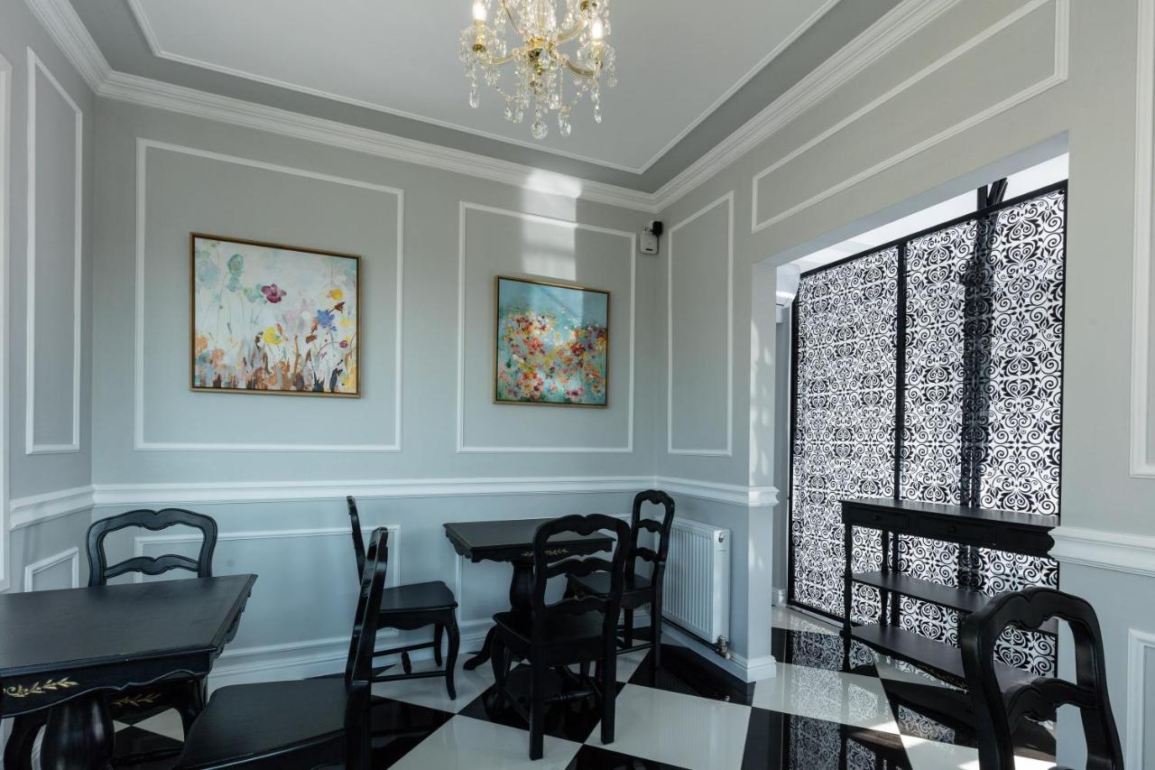 Athens Mansion Luxury Suites