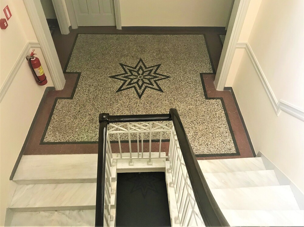 Athens Psiri Hotel