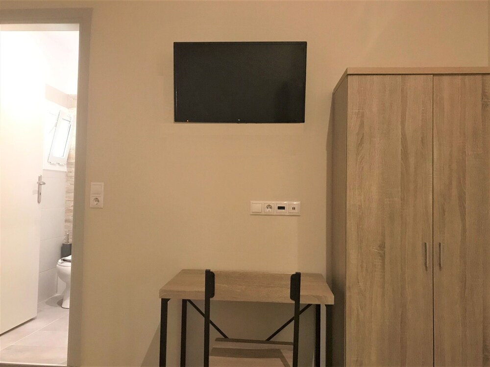 Athens Psiri Hotel