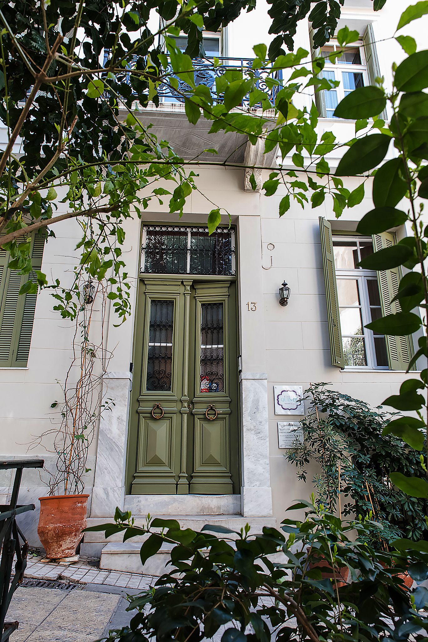 Athens Quinta