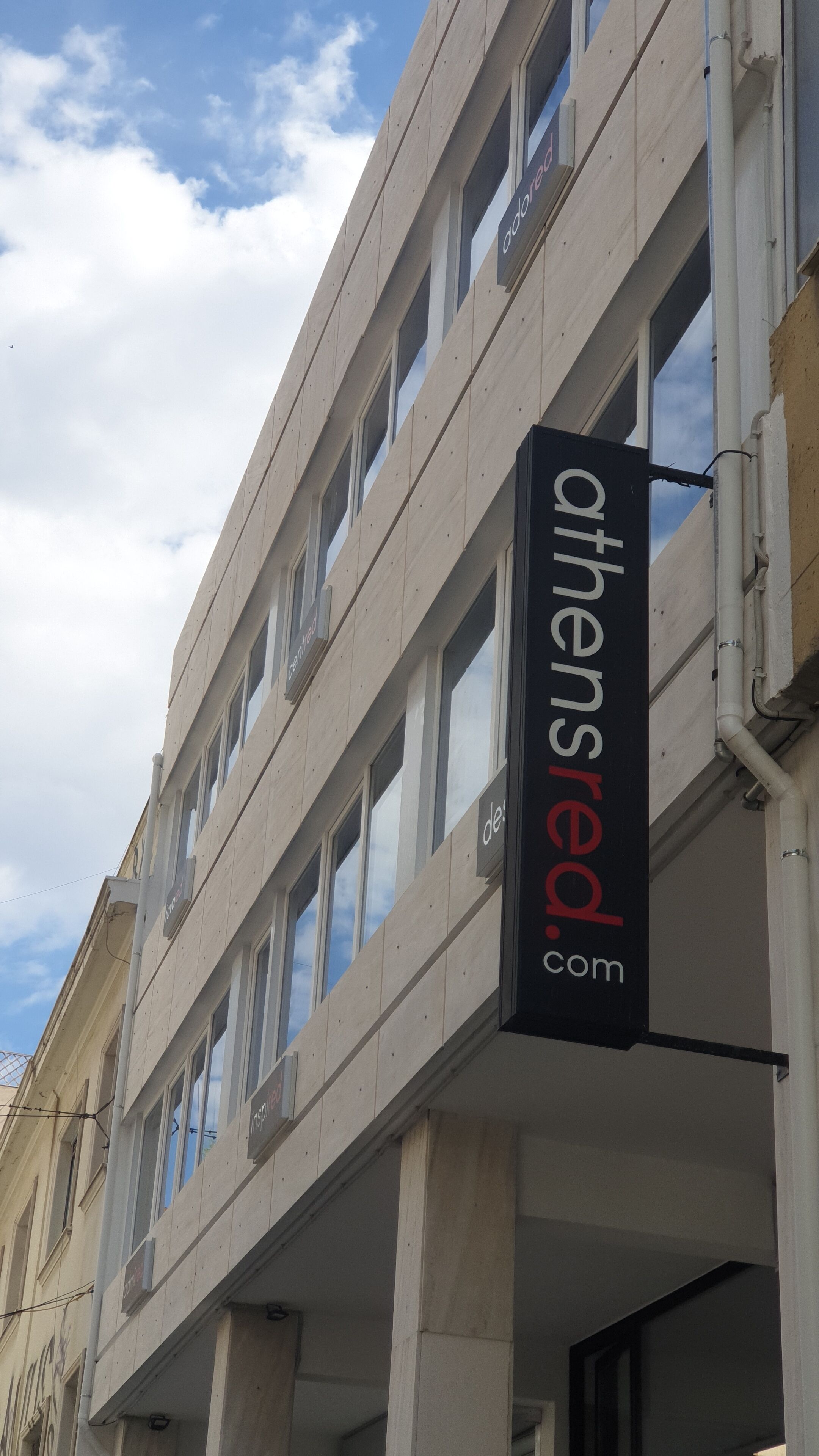 athensred.com