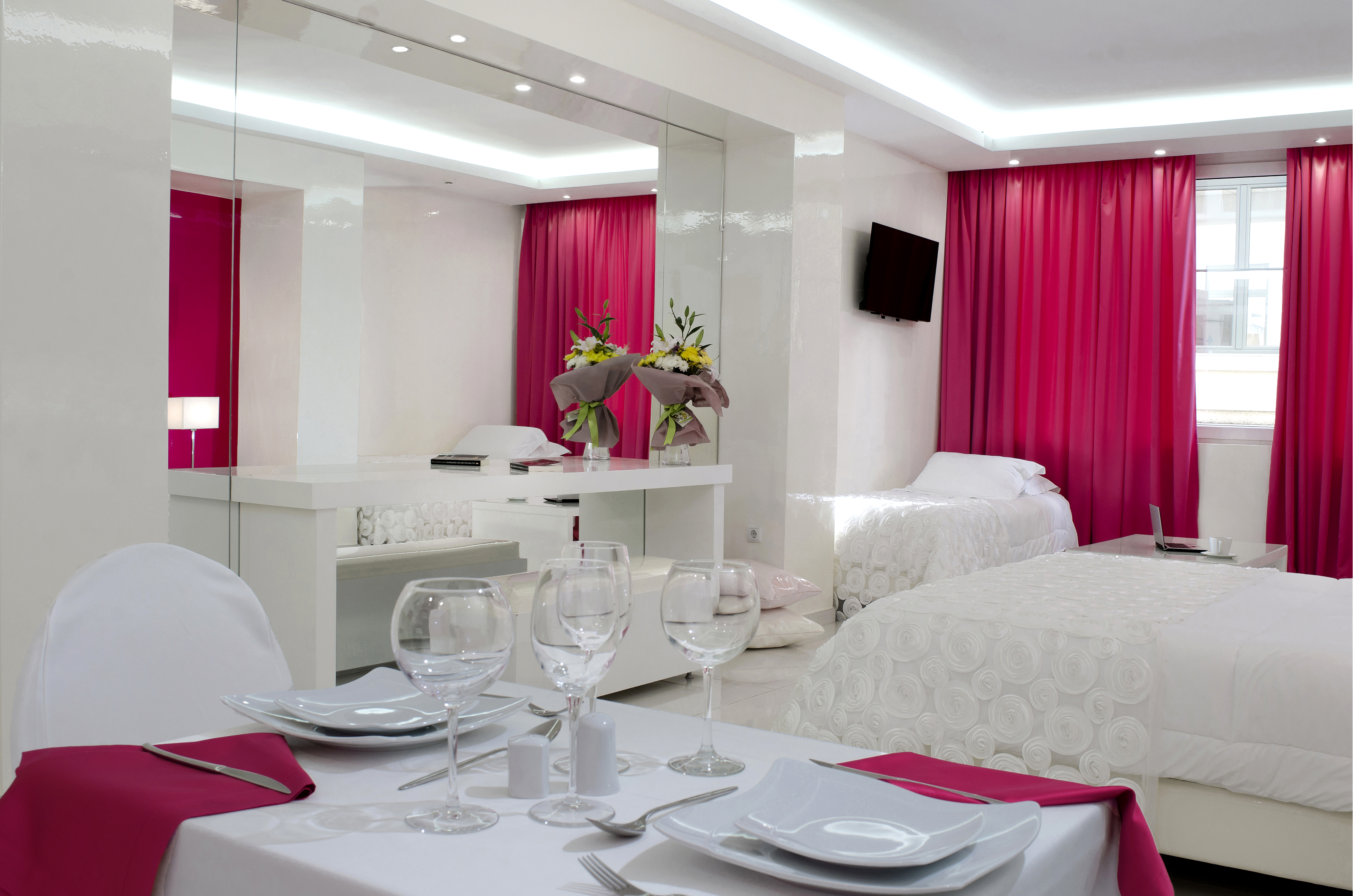 Athens Status Suites