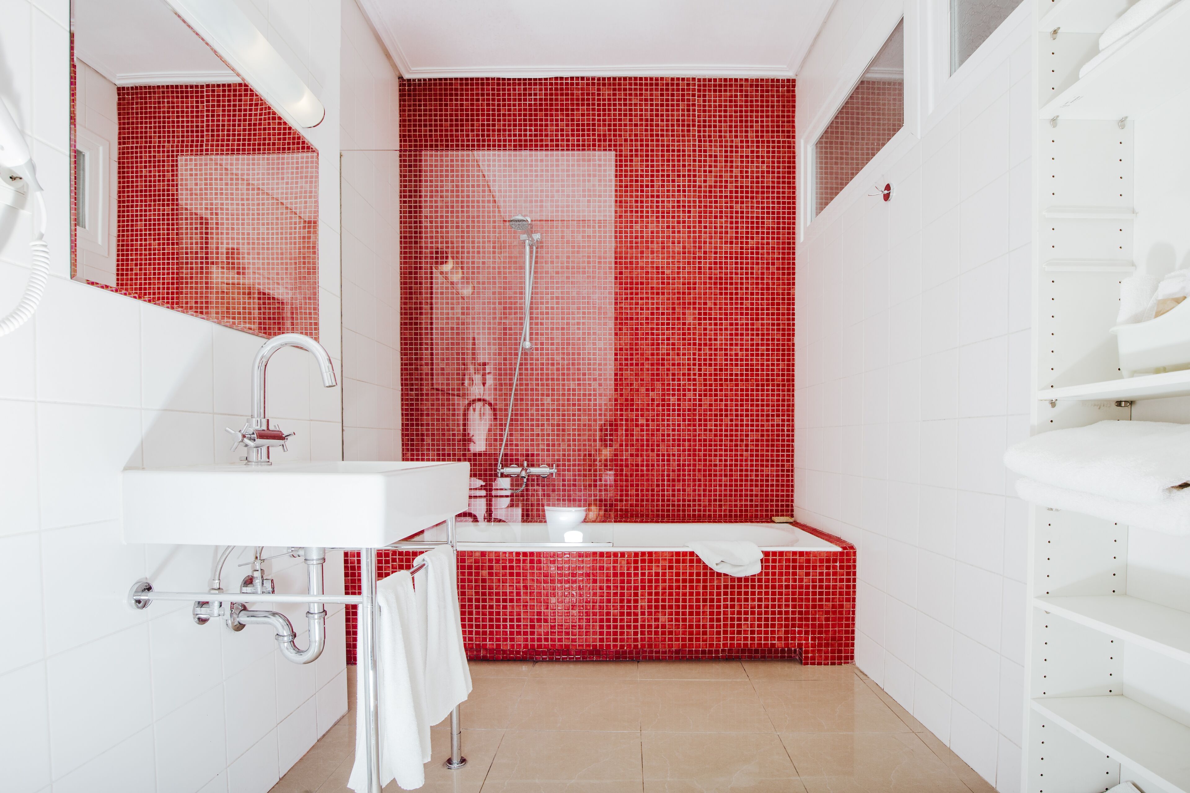 Athens Studios & Backpackers