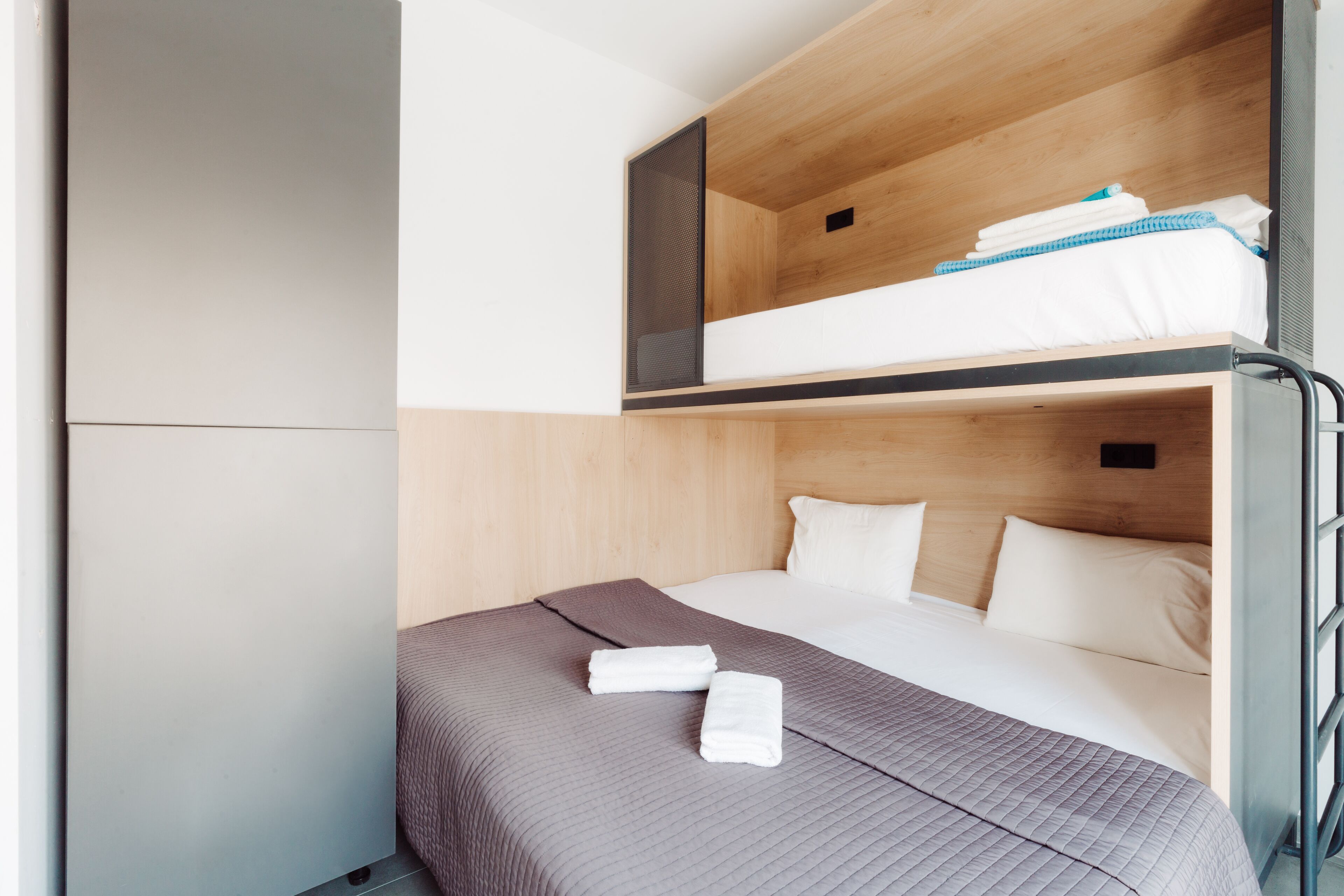 Athens Studios & Backpackers