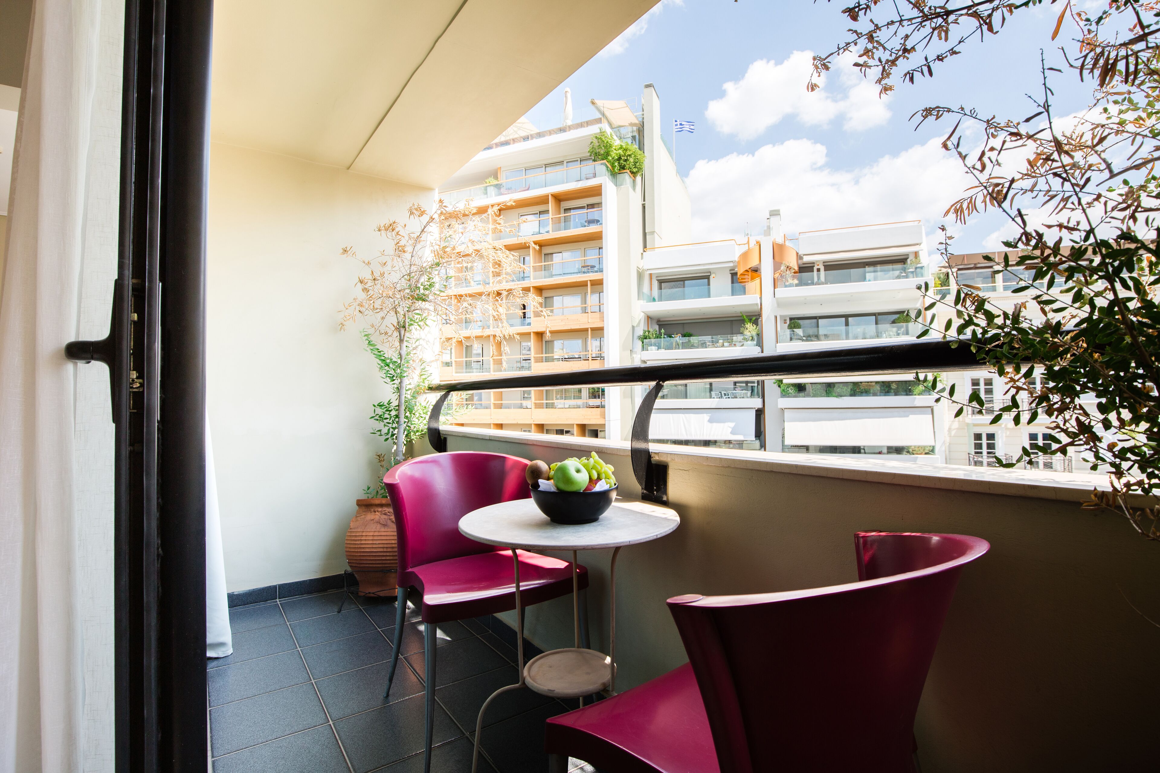 Athens Studios & Backpackers