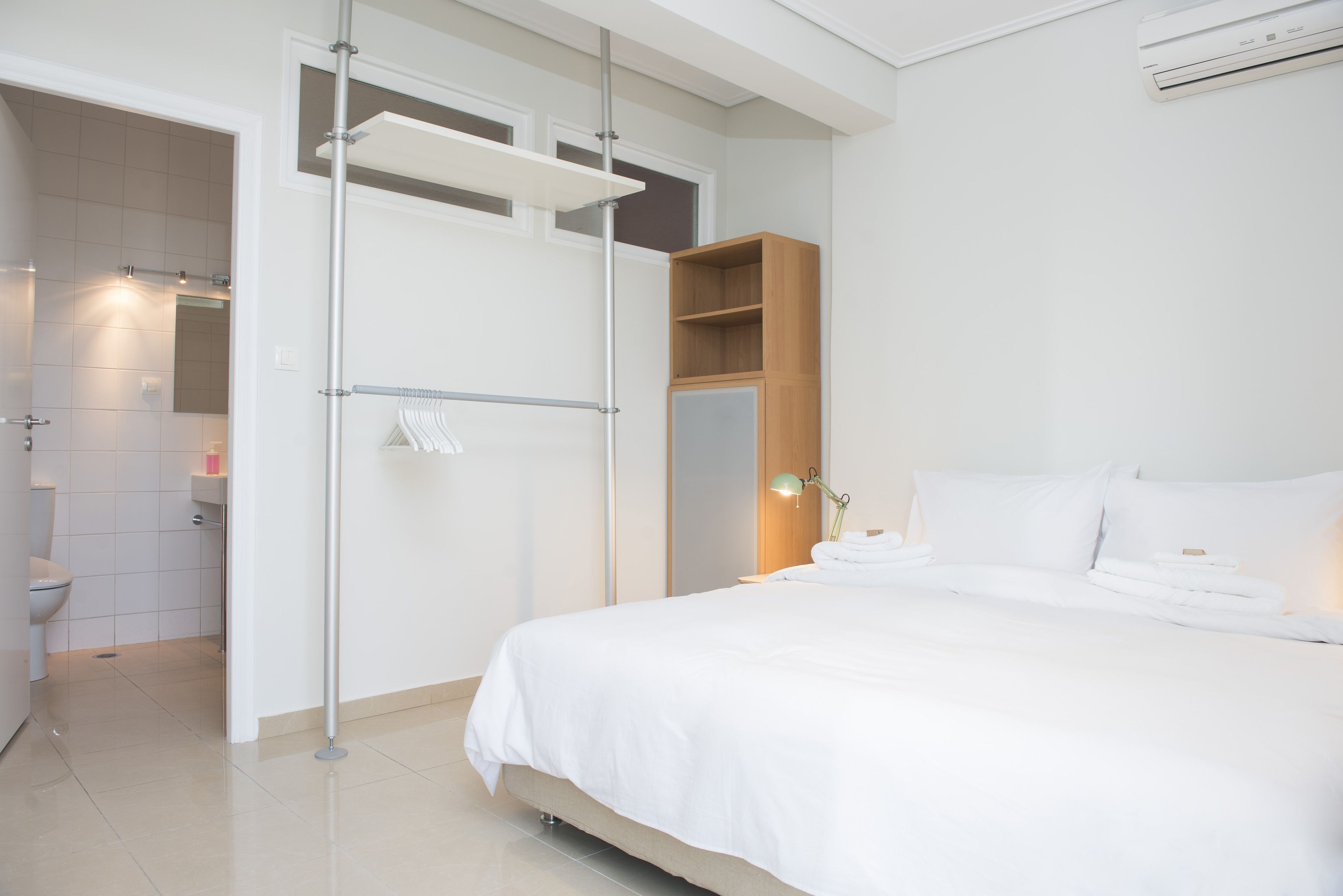 Athens Studios & Backpackers