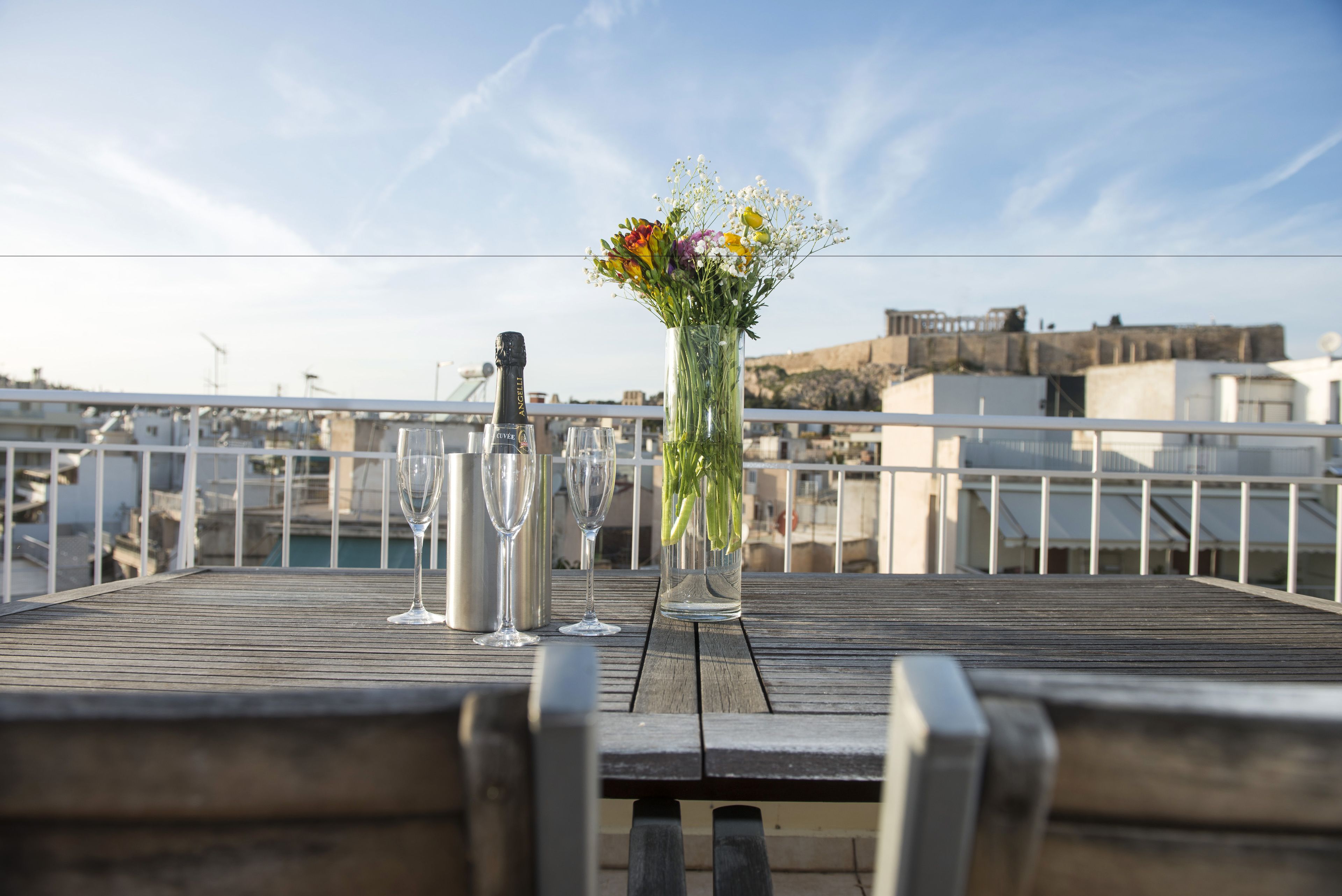 Athens Studios & Backpackers