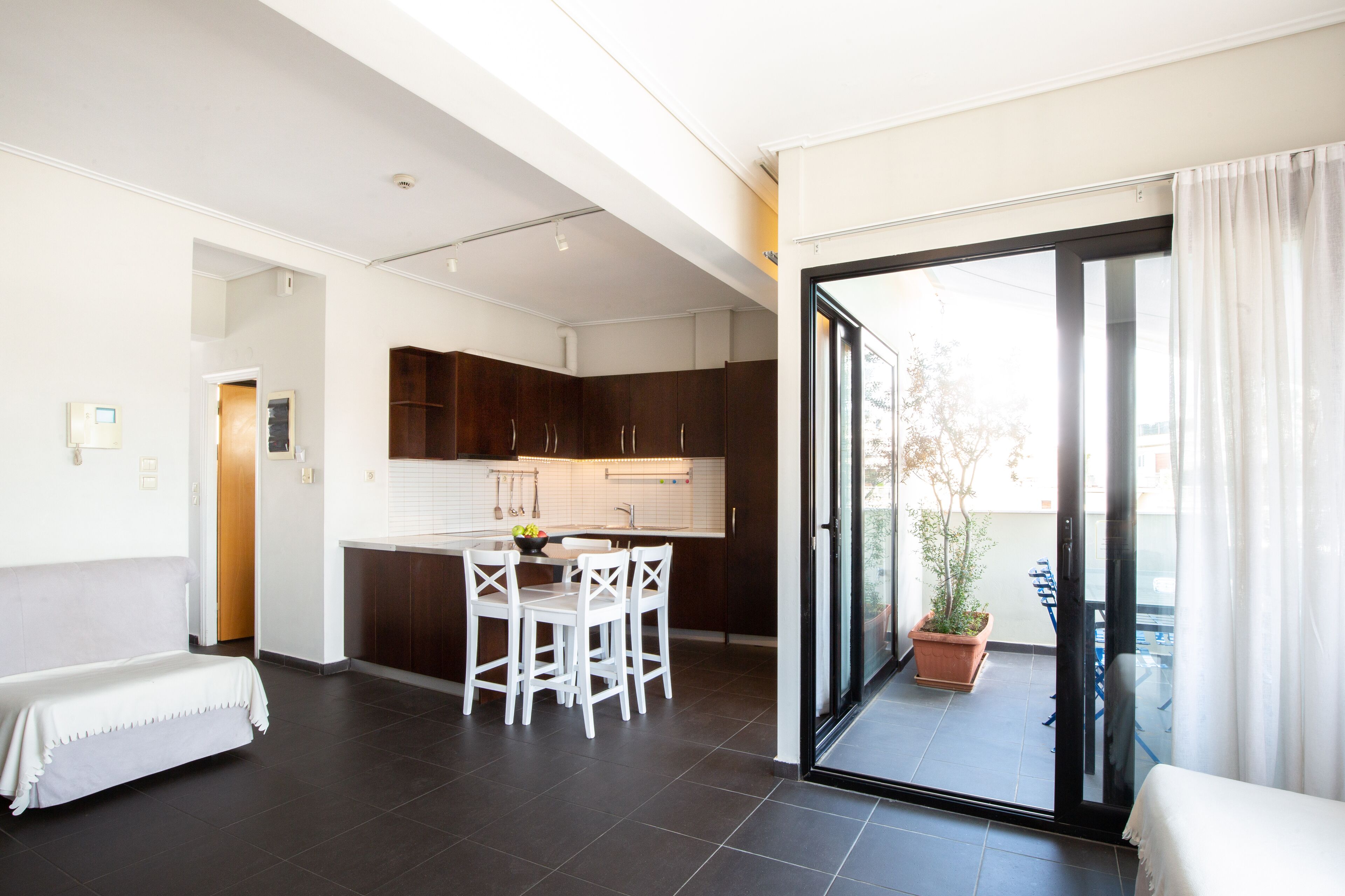 Athens Studios & Backpackers