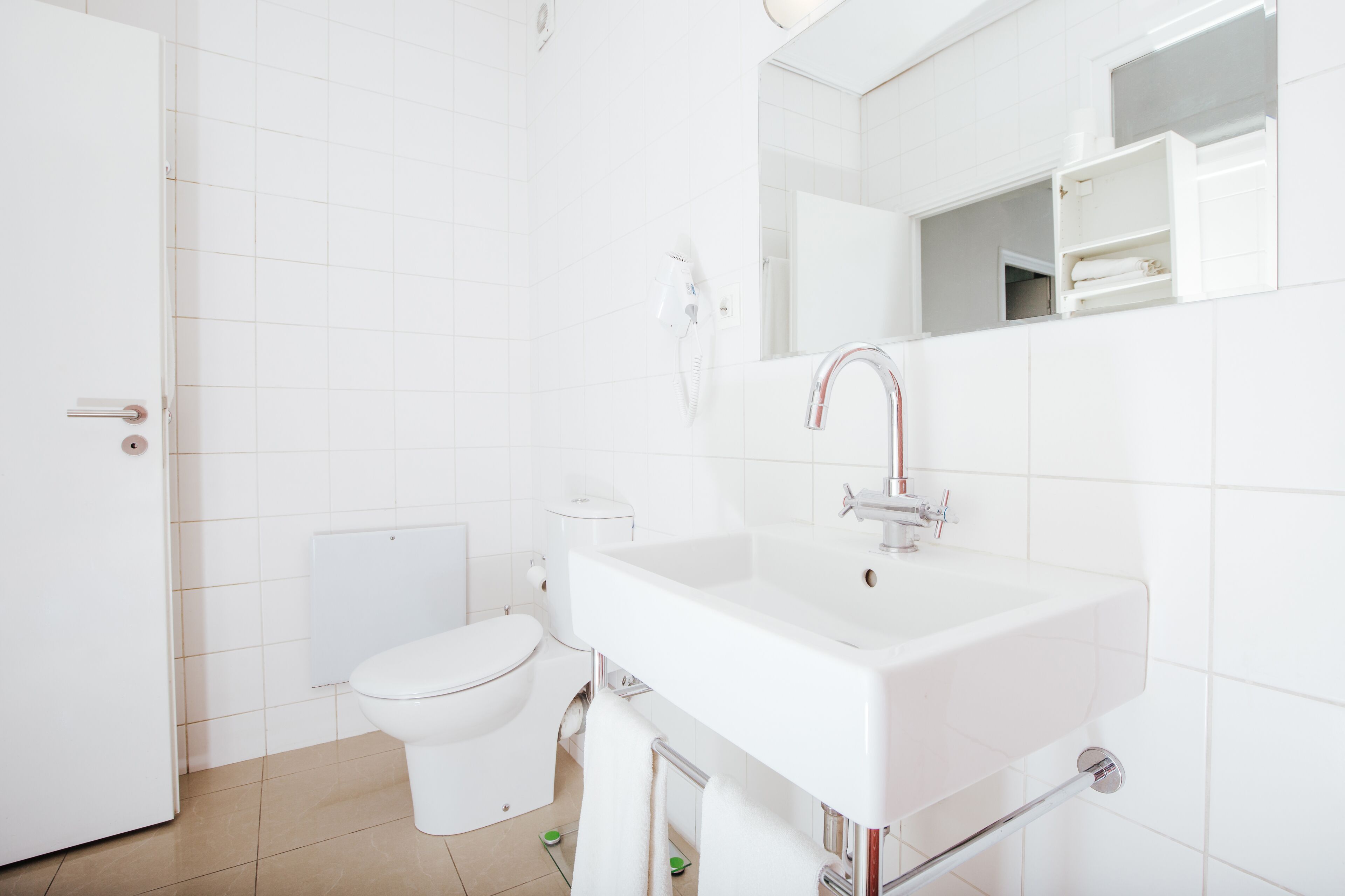 Athens Studios & Backpackers