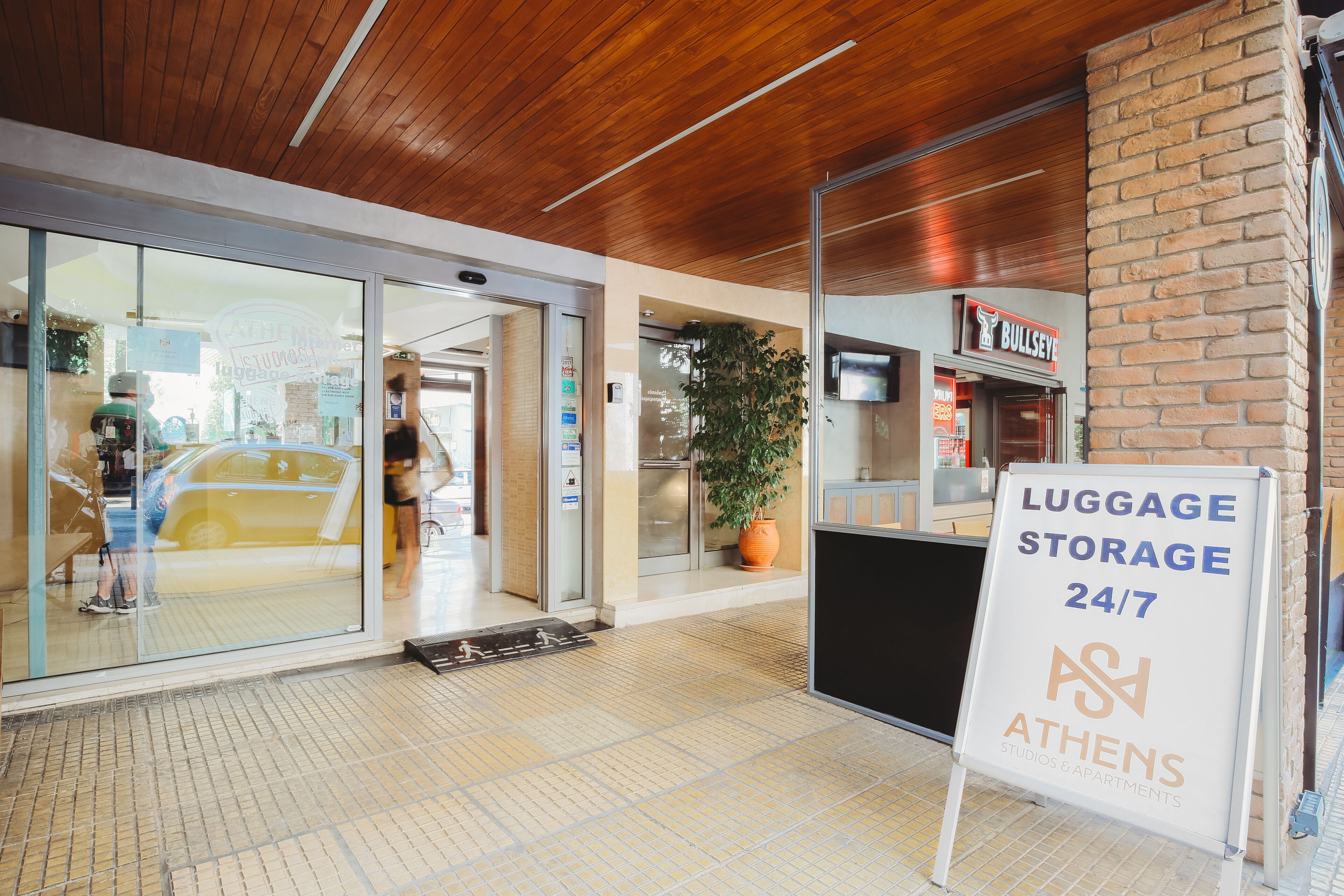 Athens Studios & Backpackers