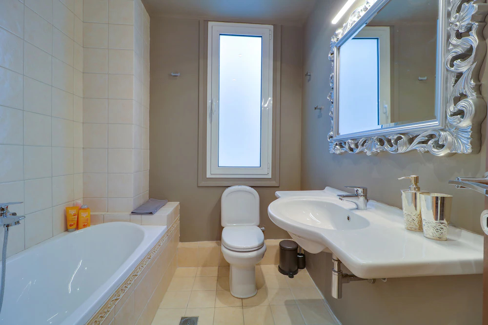 Athinn Residence