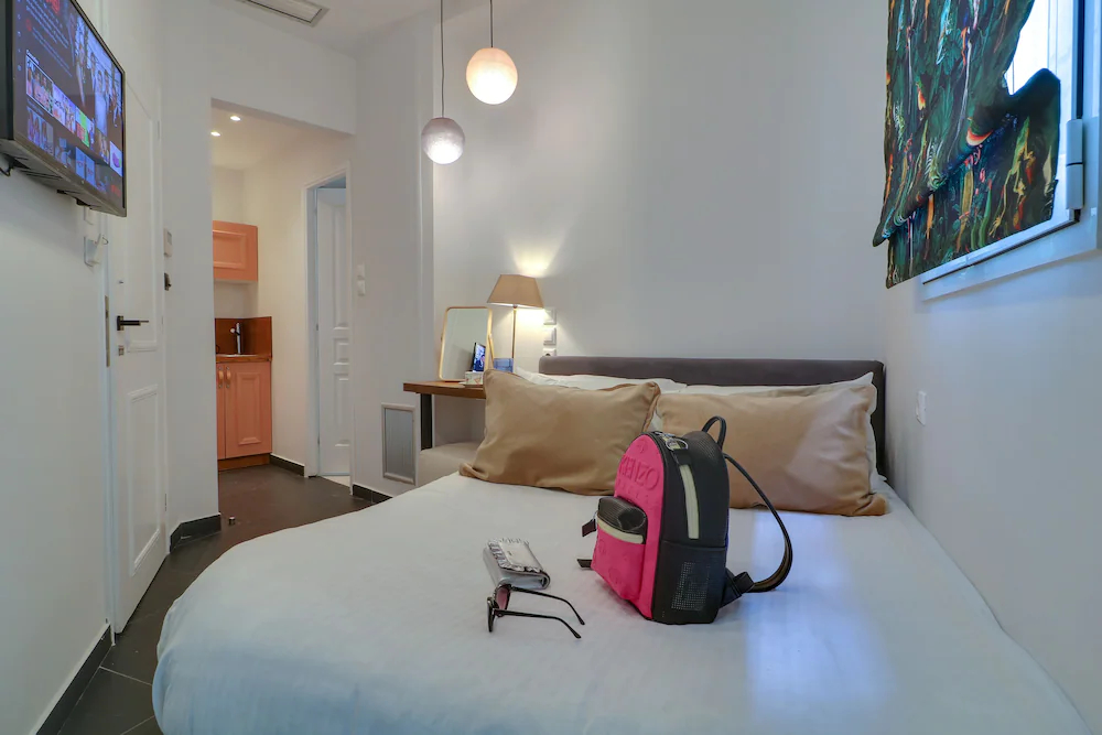 Athinn Residence