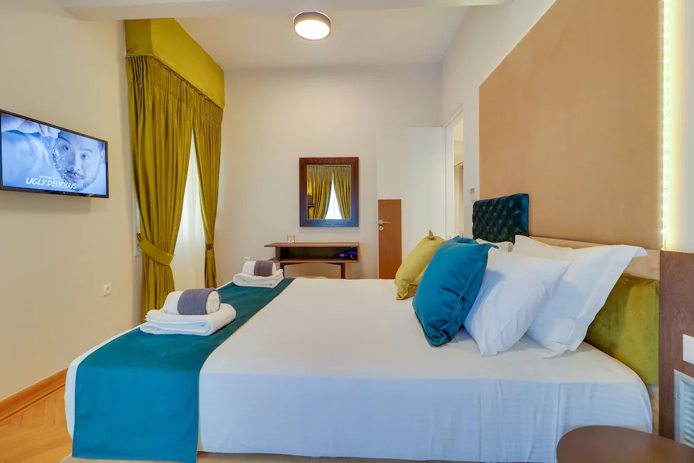 Athinn Residence