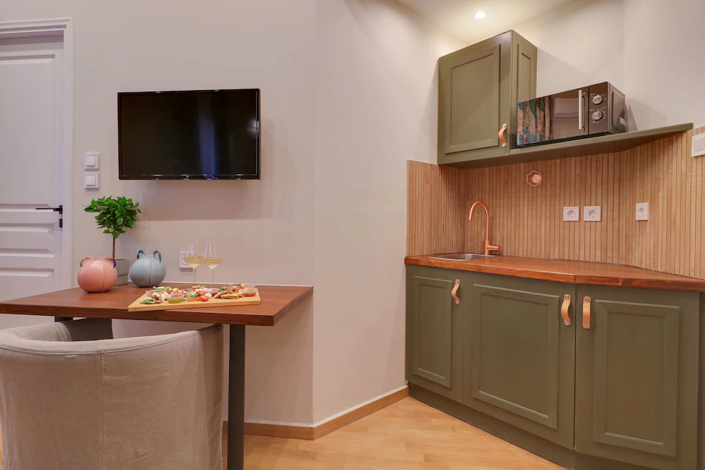 Athinn Residence