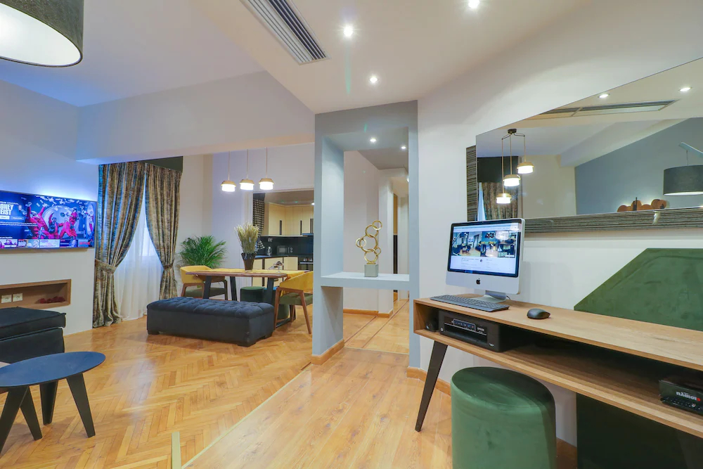 Athinn Residence