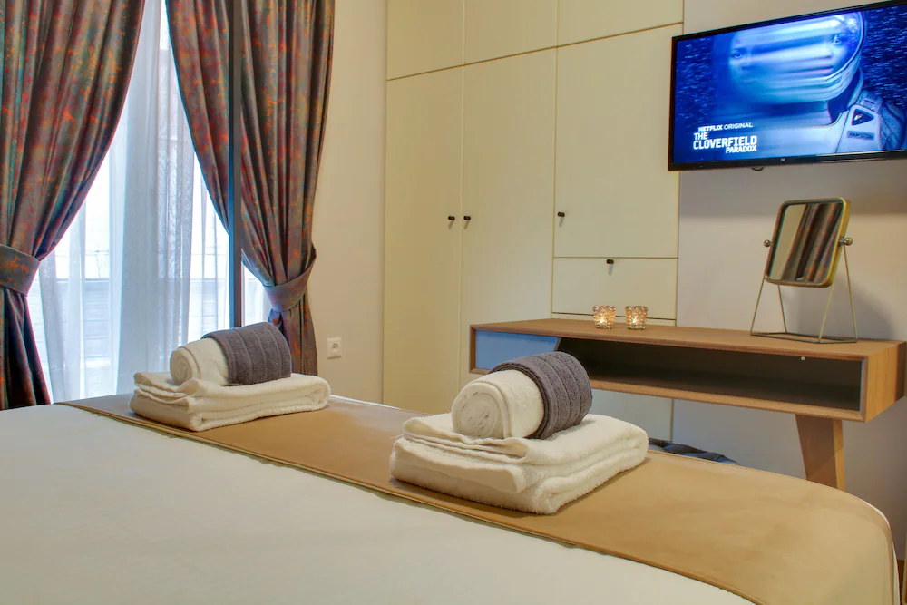 Athinn Residence